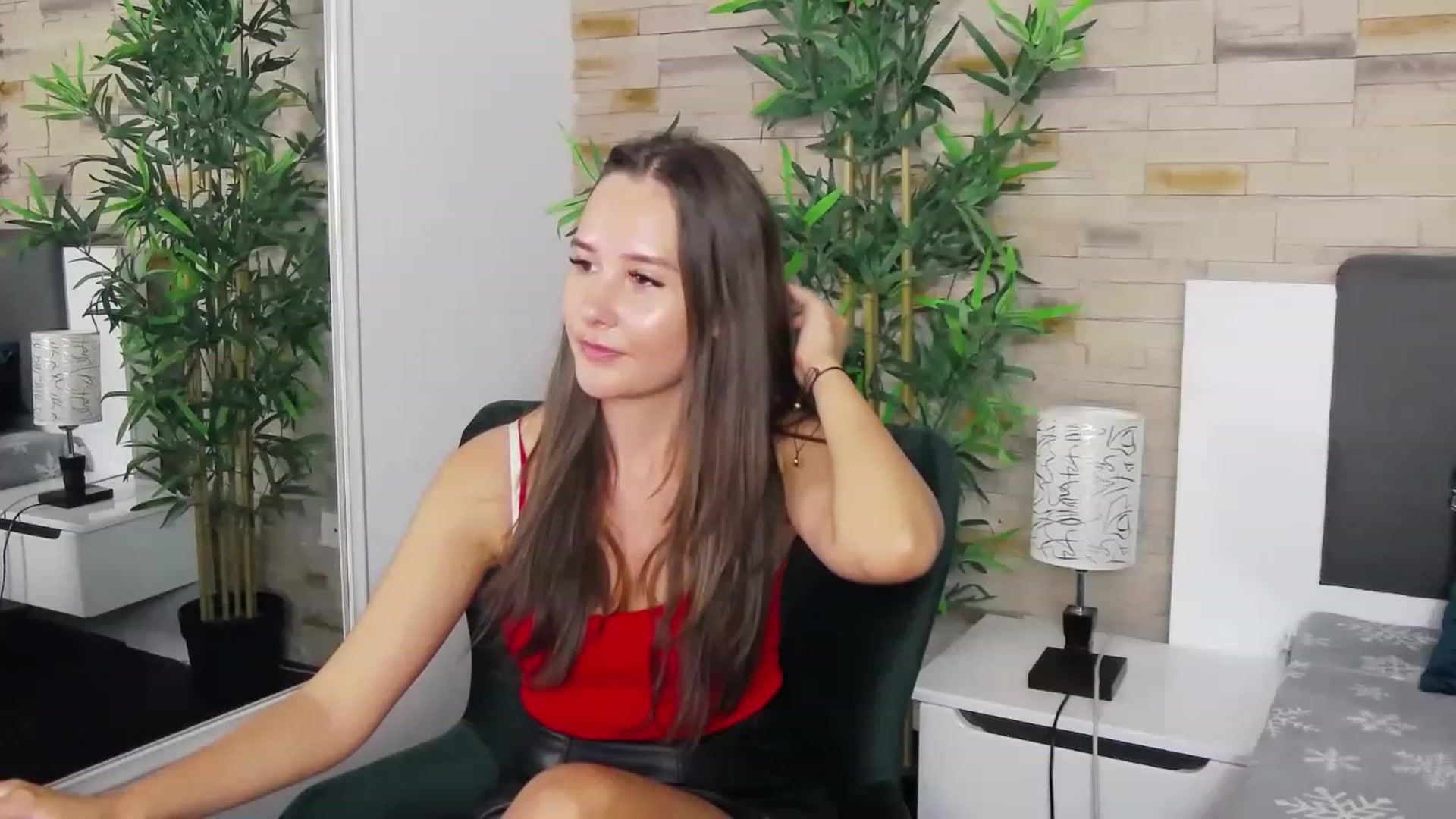 Gallery image thumbnail from Radiance's myfreecams stream on, 07/03/2023, 18:26 image 20 of 20