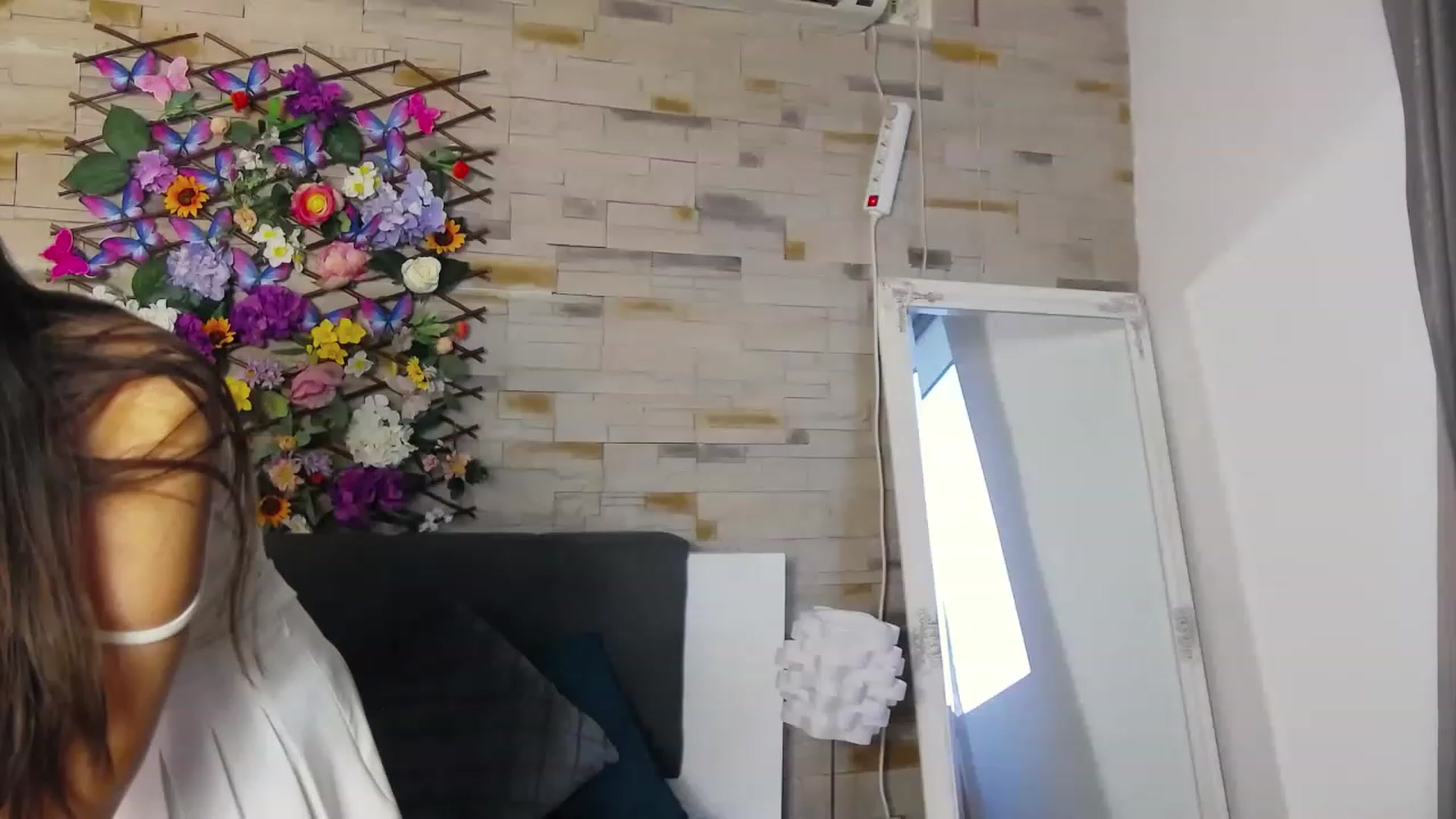 Gallery image thumbnail from Radiance's myfreecams stream on, 07/04/2023, 16:56 image 11 of 20