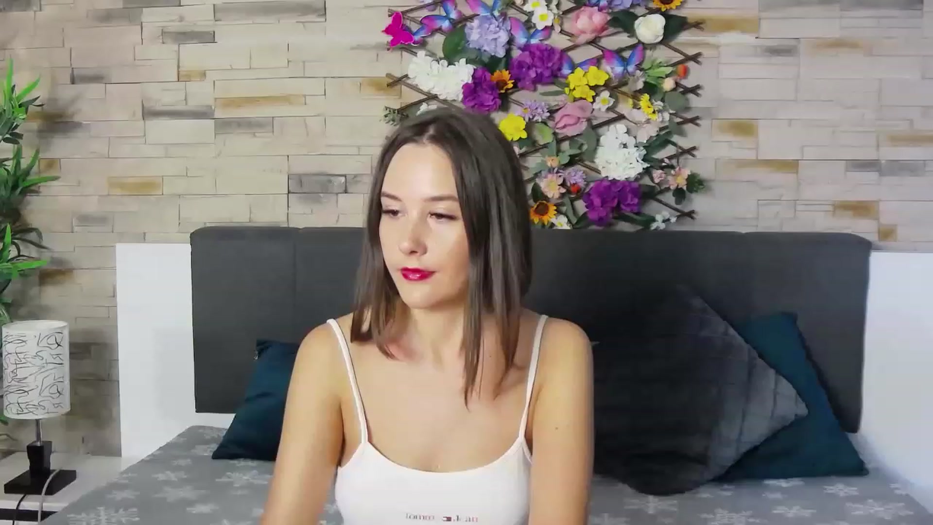 Gallery image thumbnail from Radiance's myfreecams stream on, 07/04/2023, 16:56 image 3 of 20