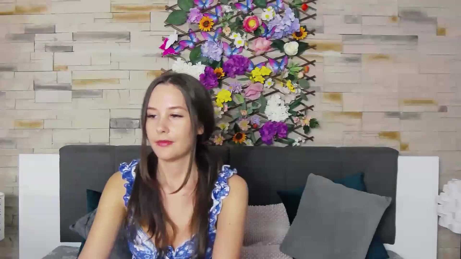 Gallery image thumbnail from Radiance's myfreecams stream on, 07/05/2023, 18:12 image 20 of 20
