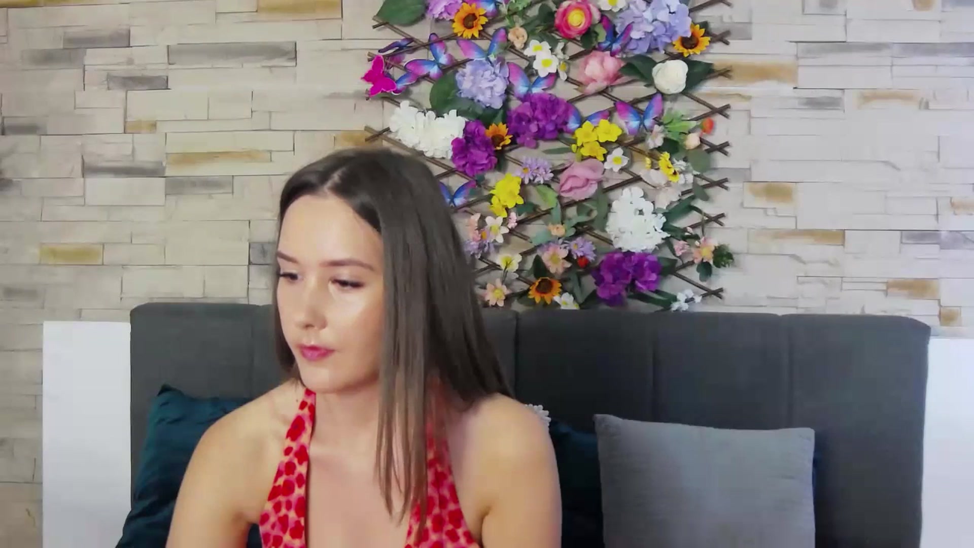 Gallery image thumbnail from Radiance's myfreecams stream on, 07/07/2023, 12:43 image 13 of 20