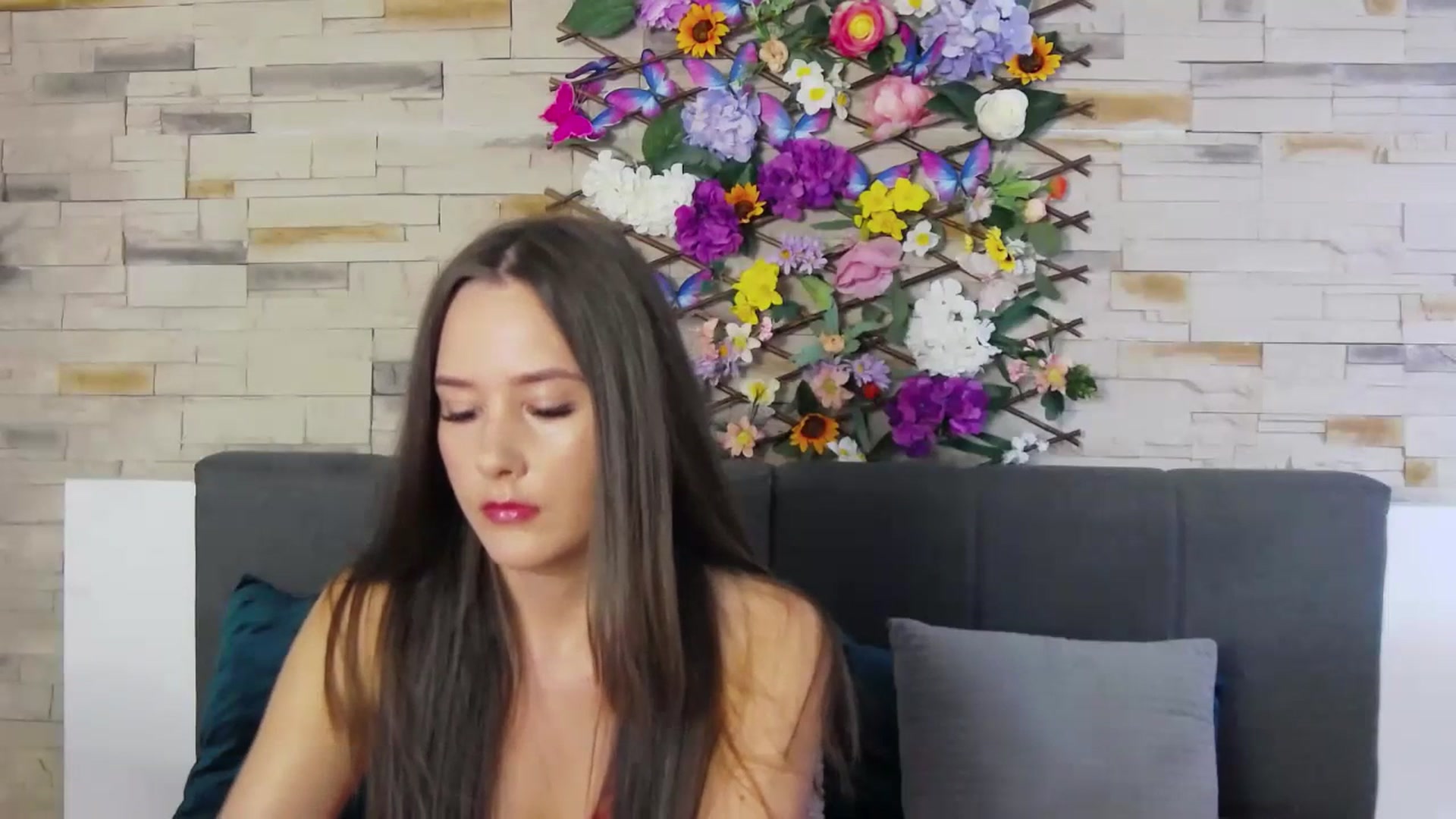 Gallery image thumbnail from Radiance's myfreecams stream on, 07/07/2023, 12:43 image 3 of 20