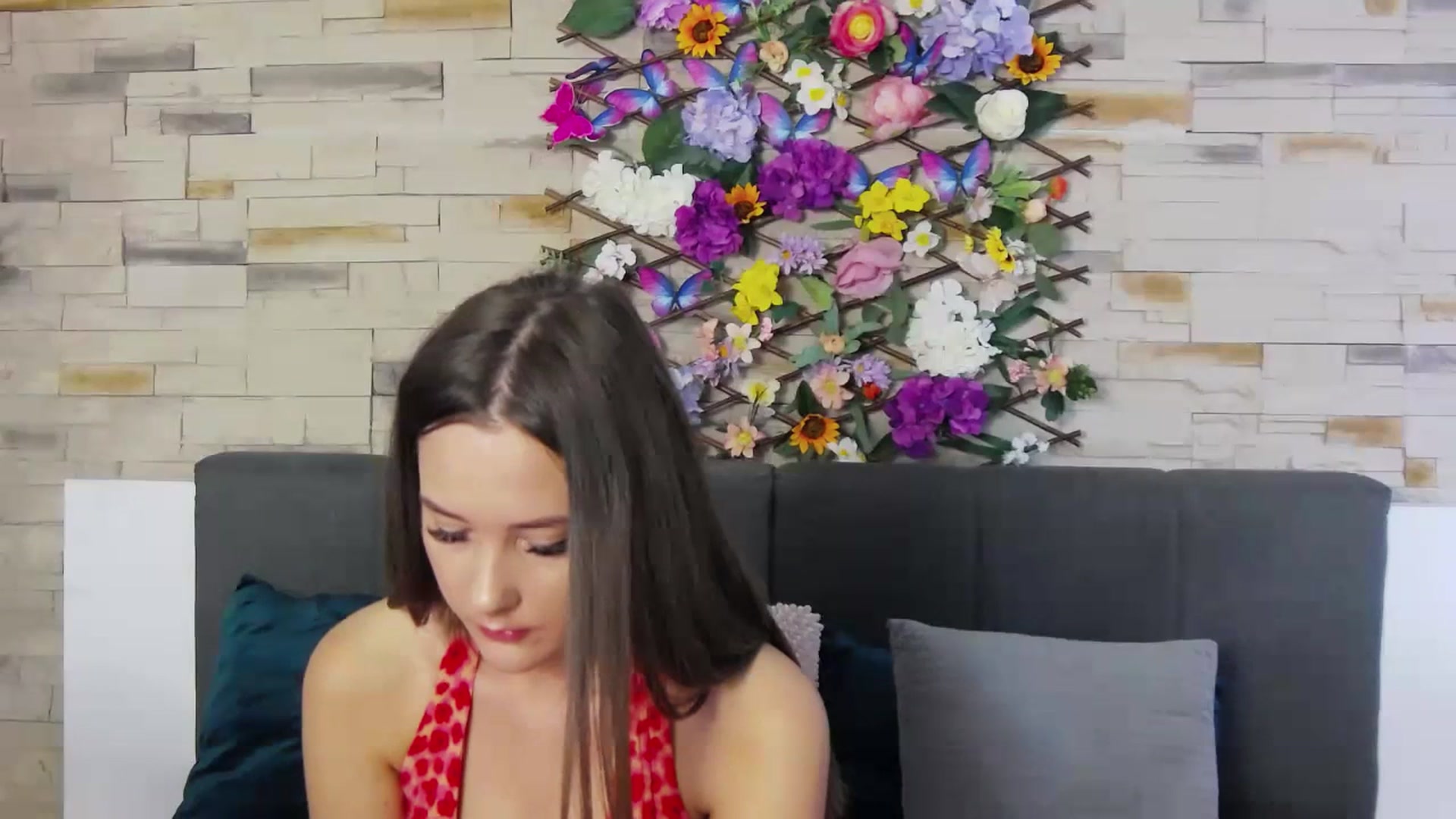 Gallery image thumbnail from Radiance's myfreecams stream on, 07/07/2023, 12:43 image 19 of 20