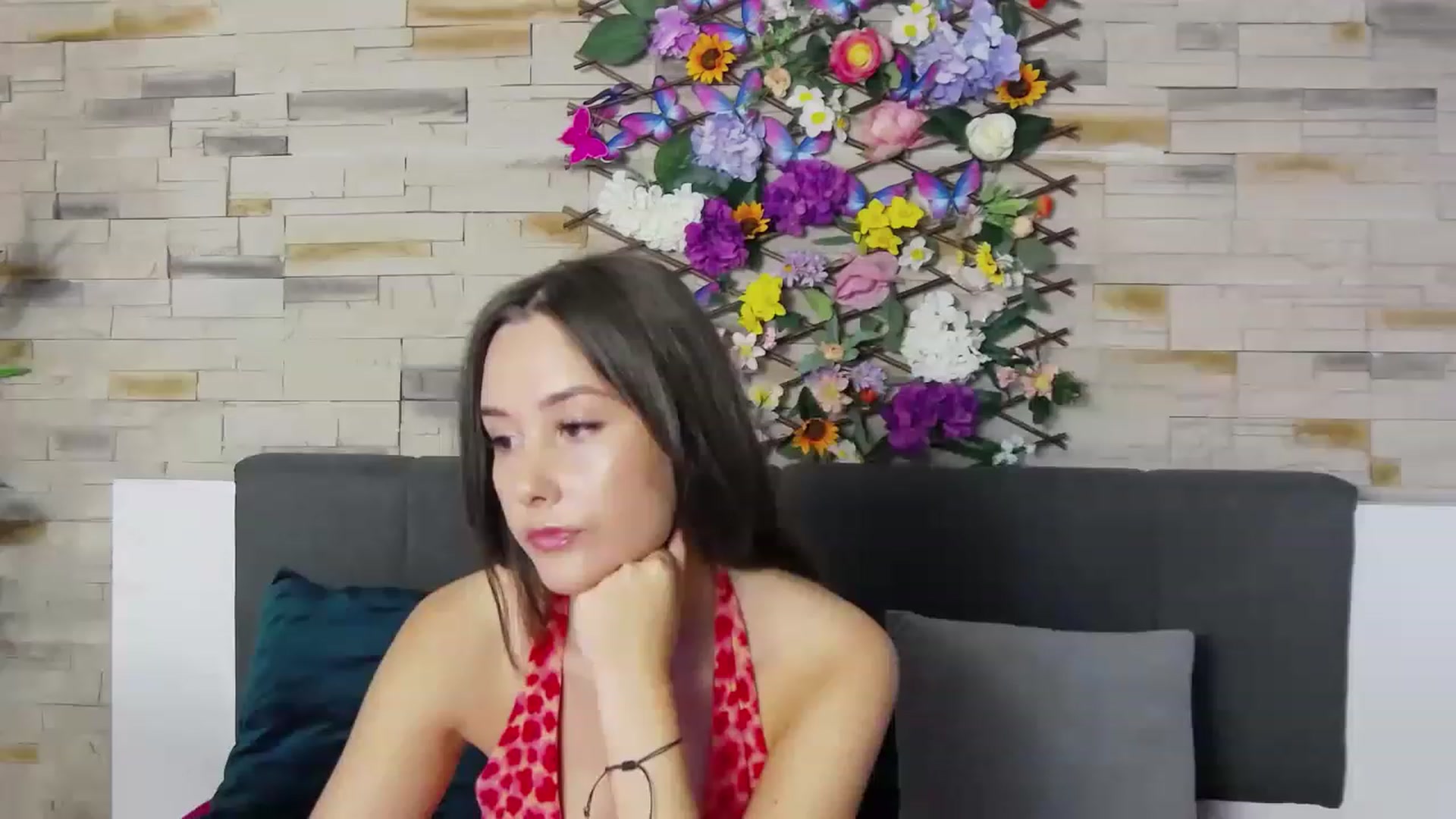 Gallery image thumbnail from Radiance's myfreecams stream on, 07/07/2023, 13:33 image 17 of 20