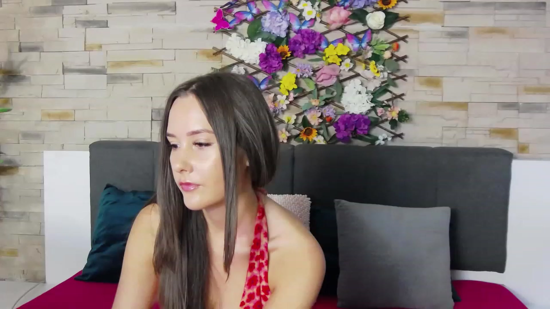 Gallery image thumbnail from Radiance's myfreecams stream on, 07/07/2023, 13:33 image 8 of 20