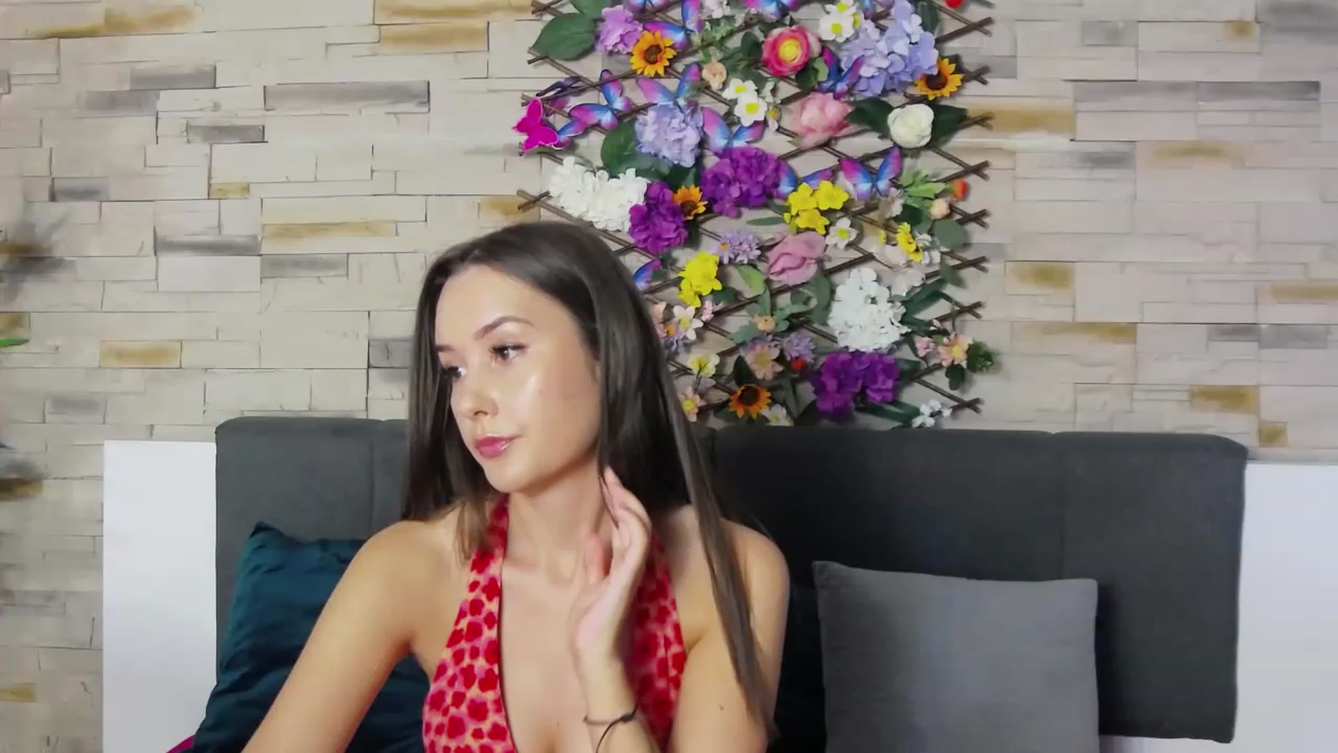Gallery image thumbnail from Radiance's myfreecams stream on, 07/07/2023, 13:33 image 19 of 20