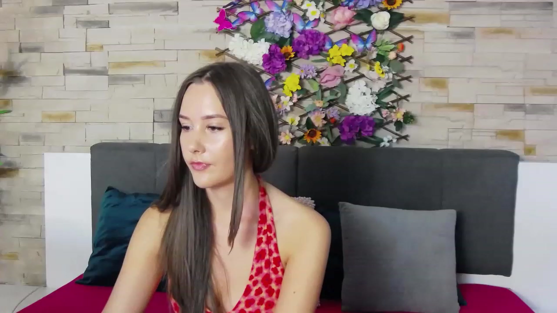 Gallery image thumbnail from Radiance's myfreecams stream on, 07/07/2023, 13:33 image 7 of 20