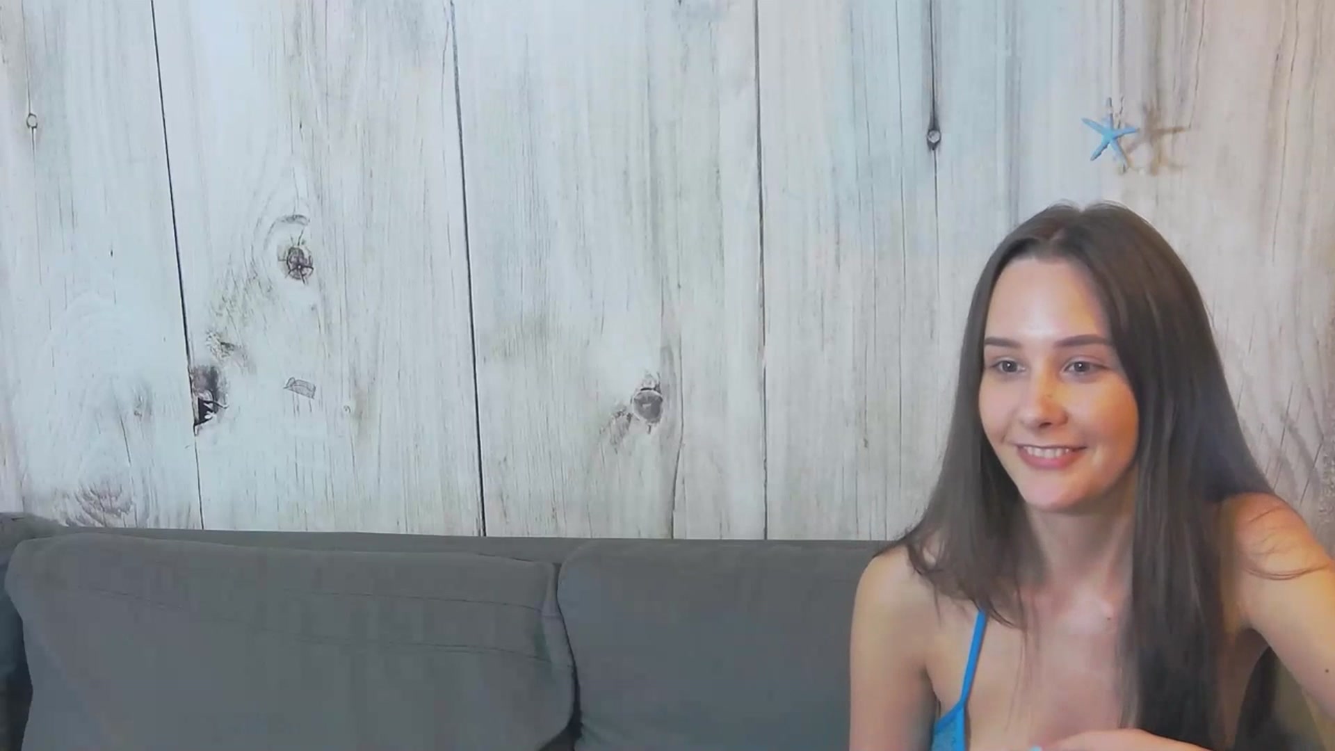 Gallery image thumbnail from Radiance's myfreecams stream on, 07/19/2023, 19:45 image 2 of 20