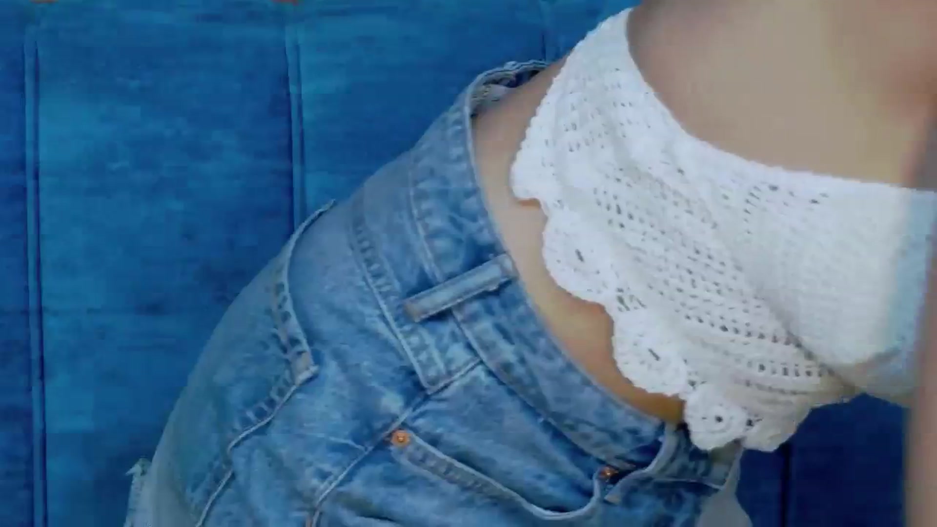 Gallery image thumbnail from Radiance's myfreecams stream on, 08/06/2023, 19:17 image 11 of 20