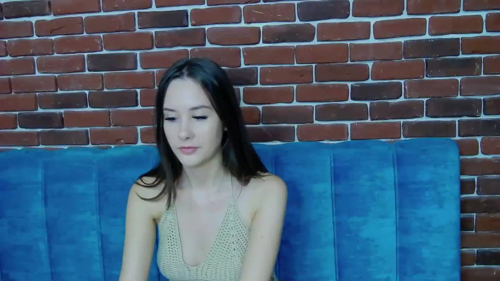 Gallery image thumbnail from Radiance's myfreecams stream on, 08/12/2023, 14:37 image 2 of 20
