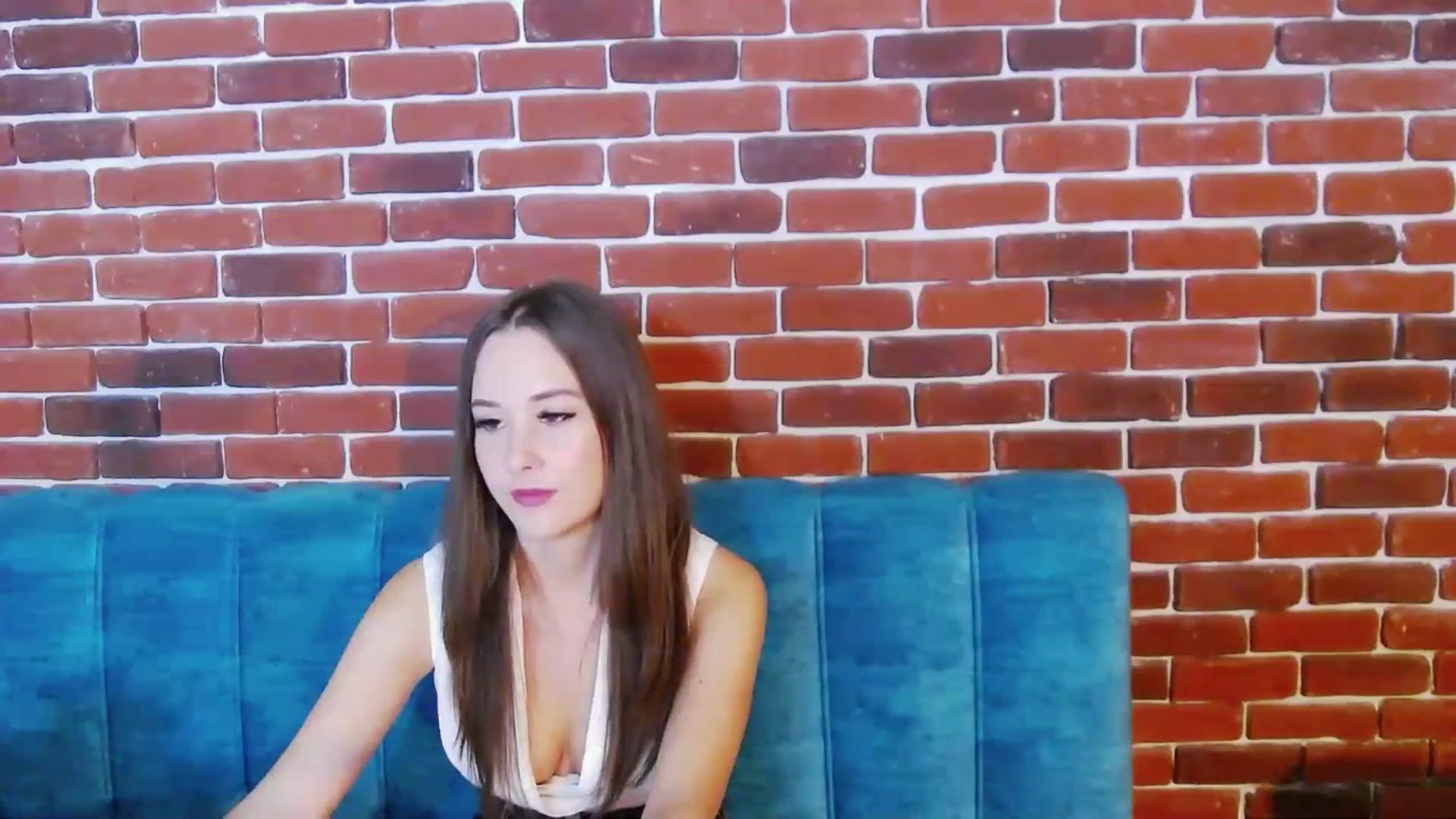 Gallery image thumbnail from Radiance's myfreecams stream on, 08/30/2023, 13:01 image 3 of 20