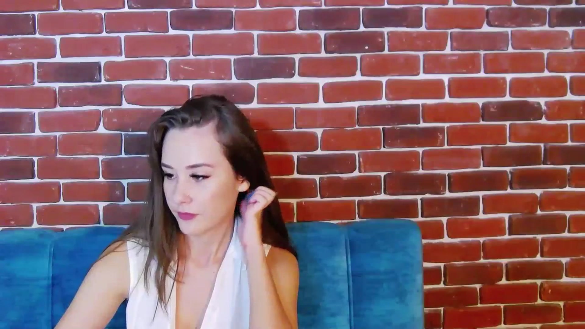 Gallery image thumbnail from Radiance's myfreecams stream on, 08/30/2023, 14:40 image 2 of 20
