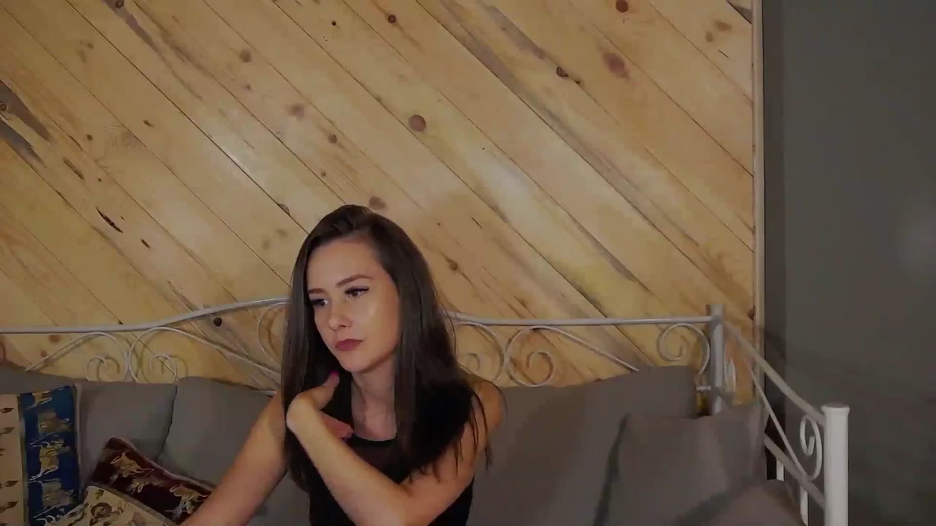 Gallery image thumbnail from Radiance's myfreecams stream on, 09/04/2023, 18:45 image 4 of 20
