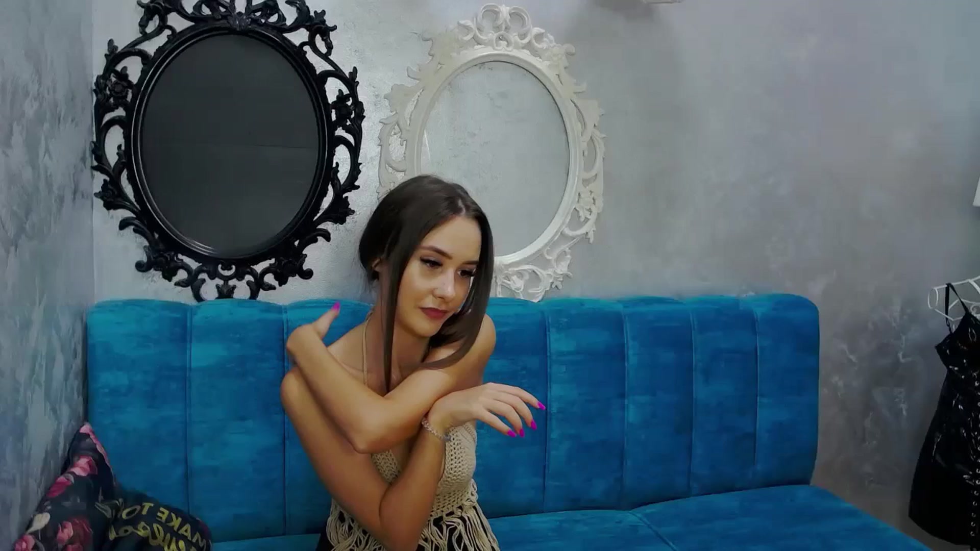 Gallery image thumbnail from Radiance's myfreecams stream on, 09/10/2023, 14:11 image 8 of 20
