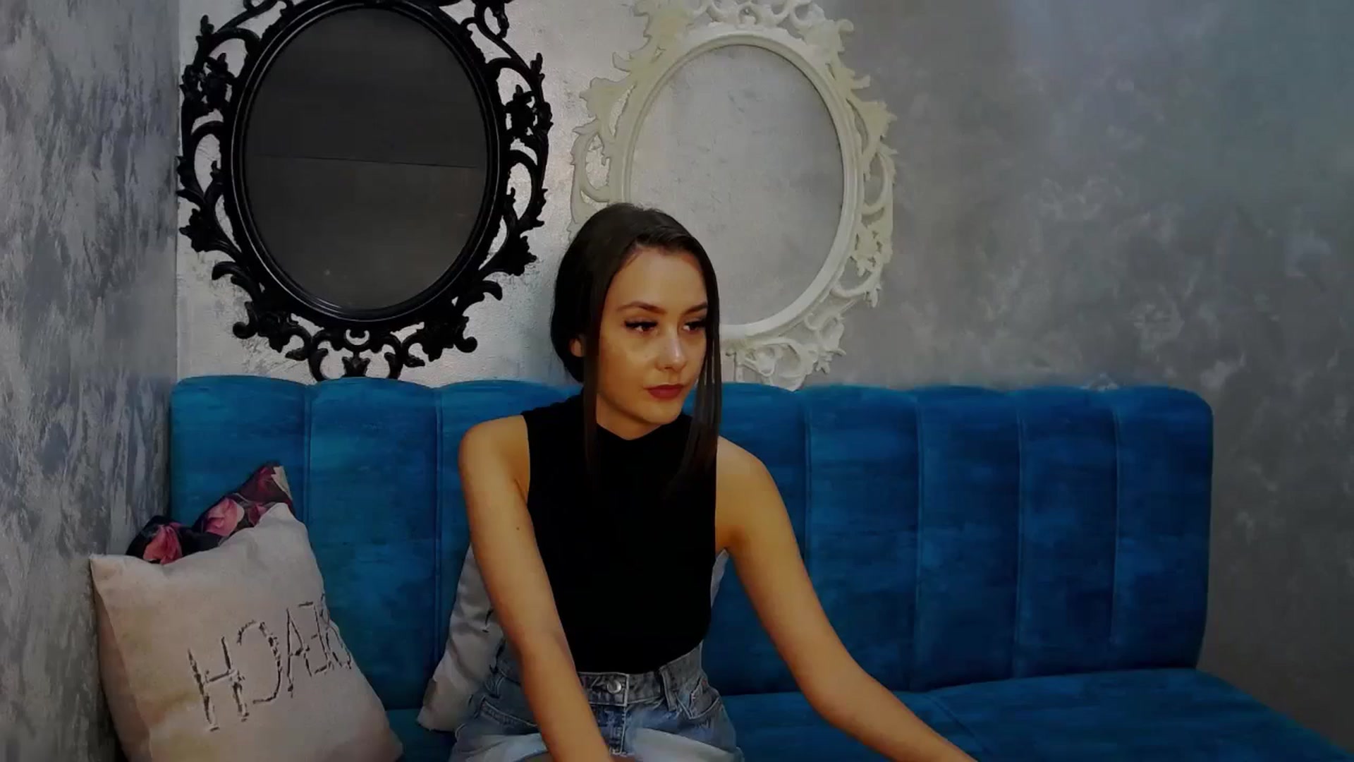 Gallery image thumbnail from Radiance's myfreecams stream on, 09/11/2023, 13:21 image 4 of 20