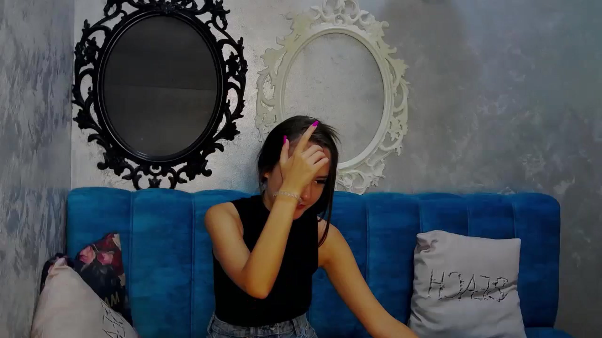 Gallery image thumbnail from Radiance's myfreecams stream on, 09/11/2023, 17:37 image 12 of 20