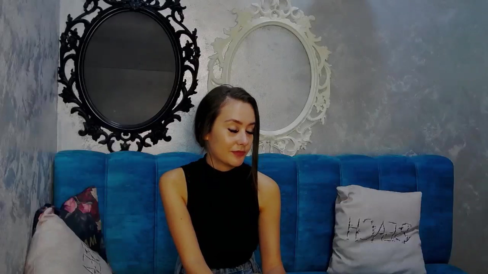 Gallery image thumbnail from Radiance's myfreecams stream on, 09/11/2023, 17:37 image 16 of 20