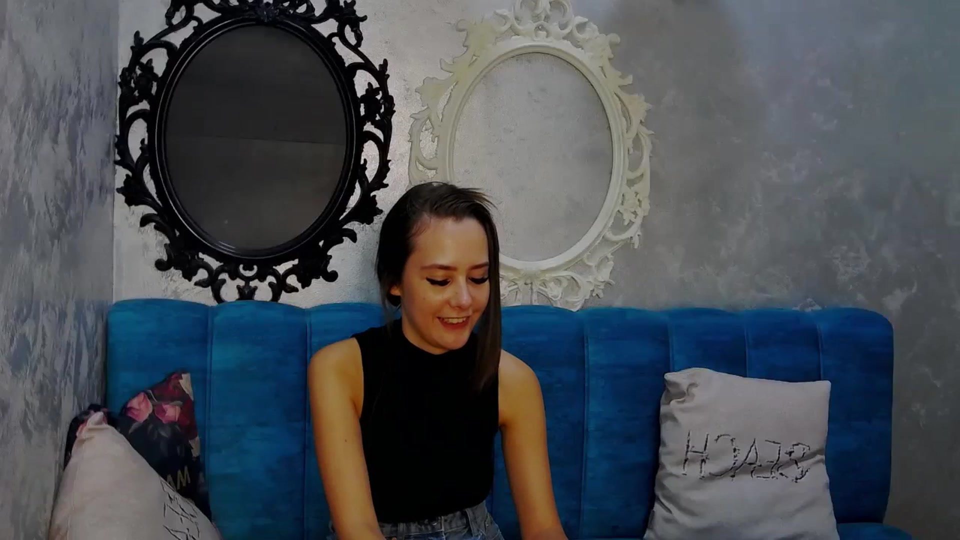 Gallery image thumbnail from Radiance's myfreecams stream on, 09/11/2023, 17:37 image 13 of 20