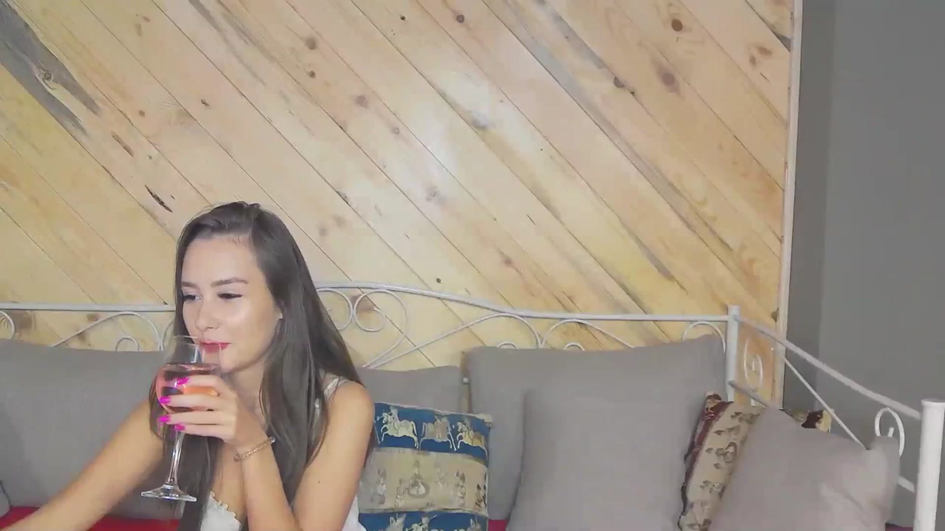 Gallery image thumbnail from Radiance's myfreecams stream on, 09/22/2023, 17:25 image 19 of 20