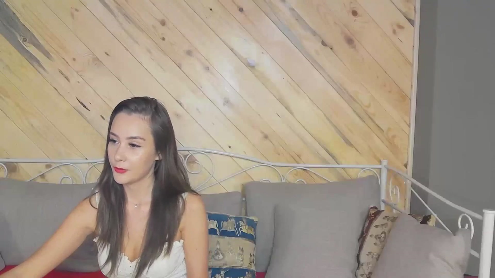 Gallery image thumbnail from Radiance's myfreecams stream on, 09/22/2023, 17:25 image 18 of 20