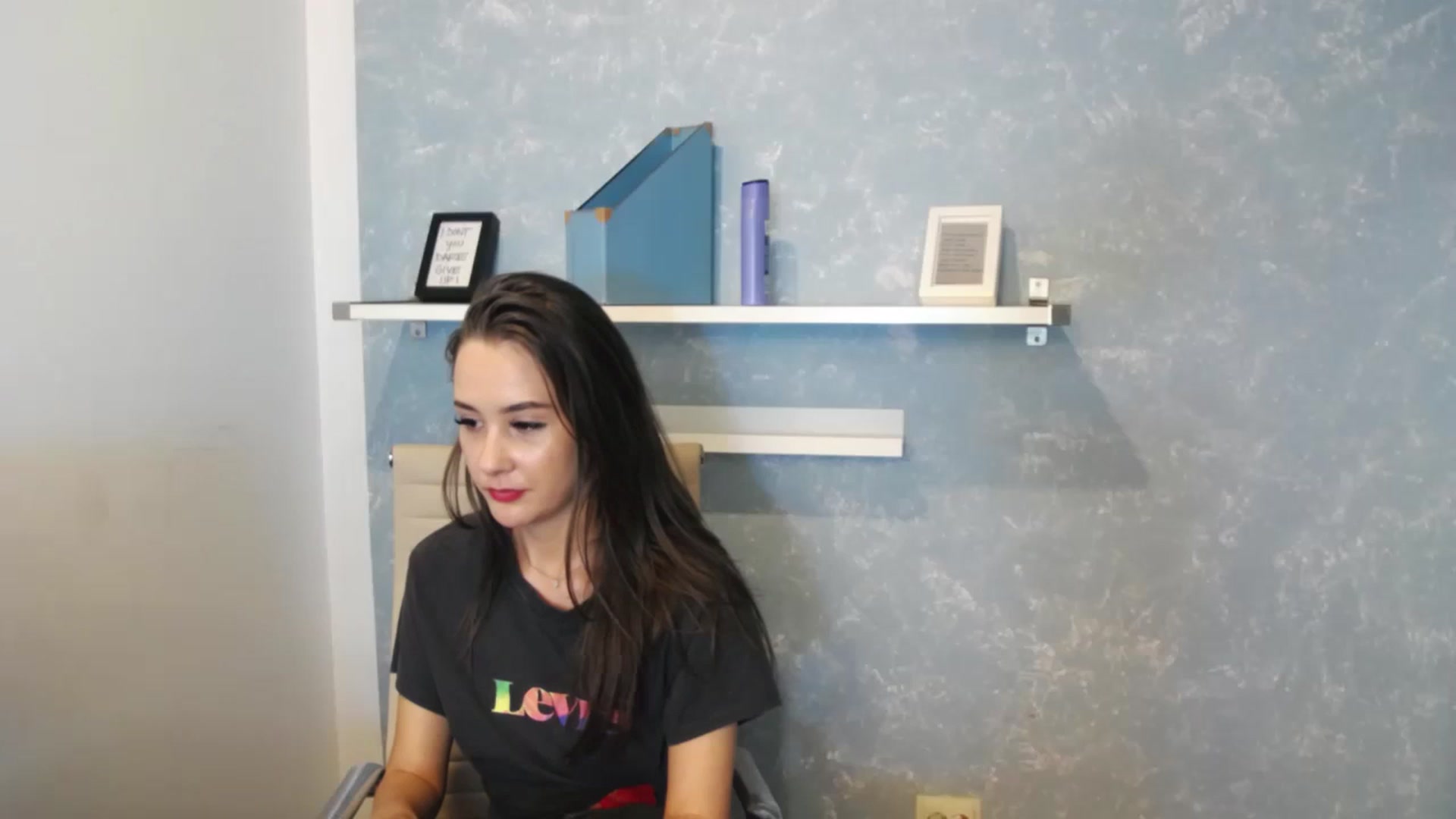 Gallery image thumbnail from Radiance's myfreecams stream on, 09/24/2023, 20:09 image 1 of 20