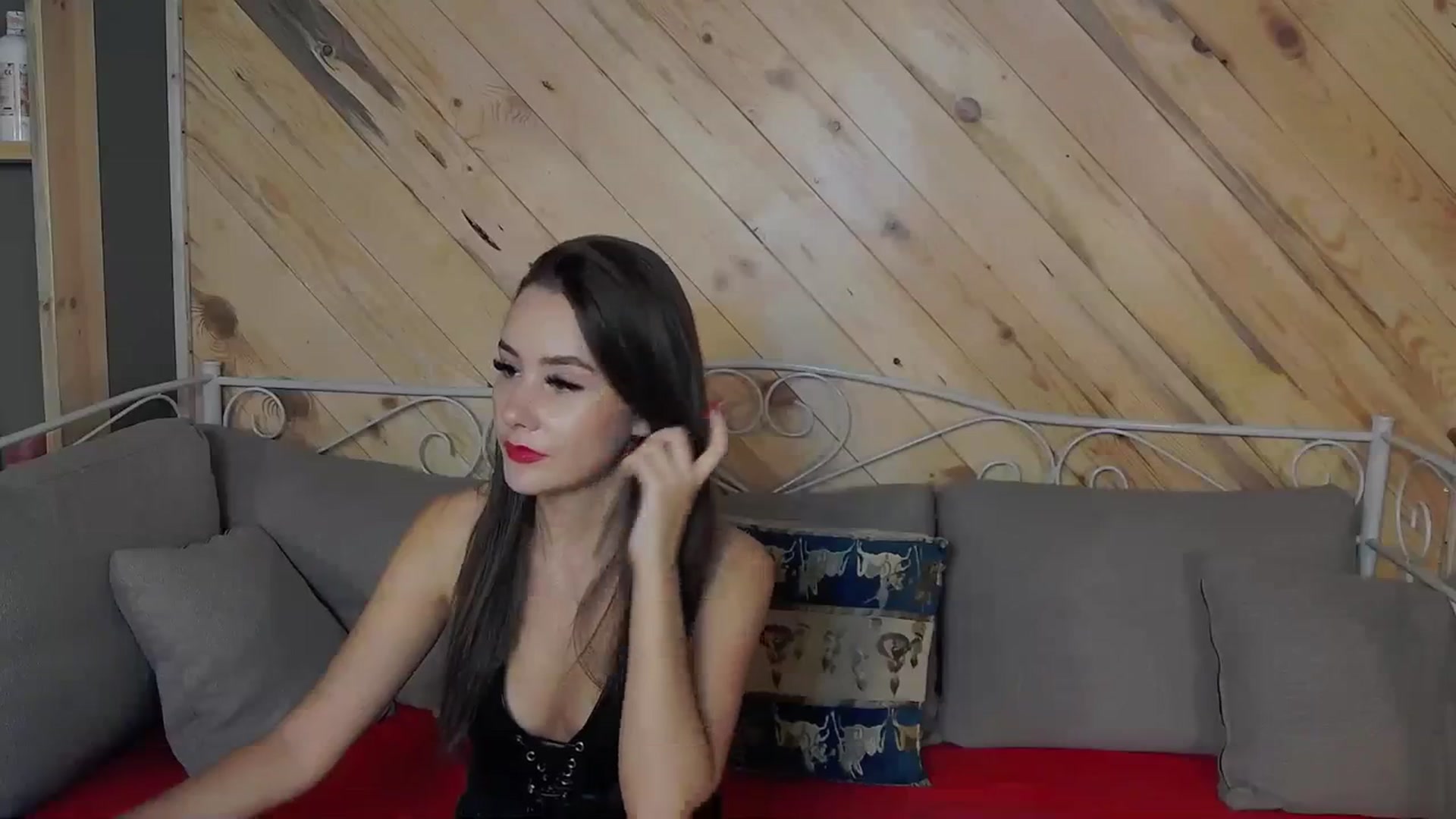 Gallery image thumbnail from Radiance's myfreecams stream on, 09/26/2023, 16:31 image 4 of 20