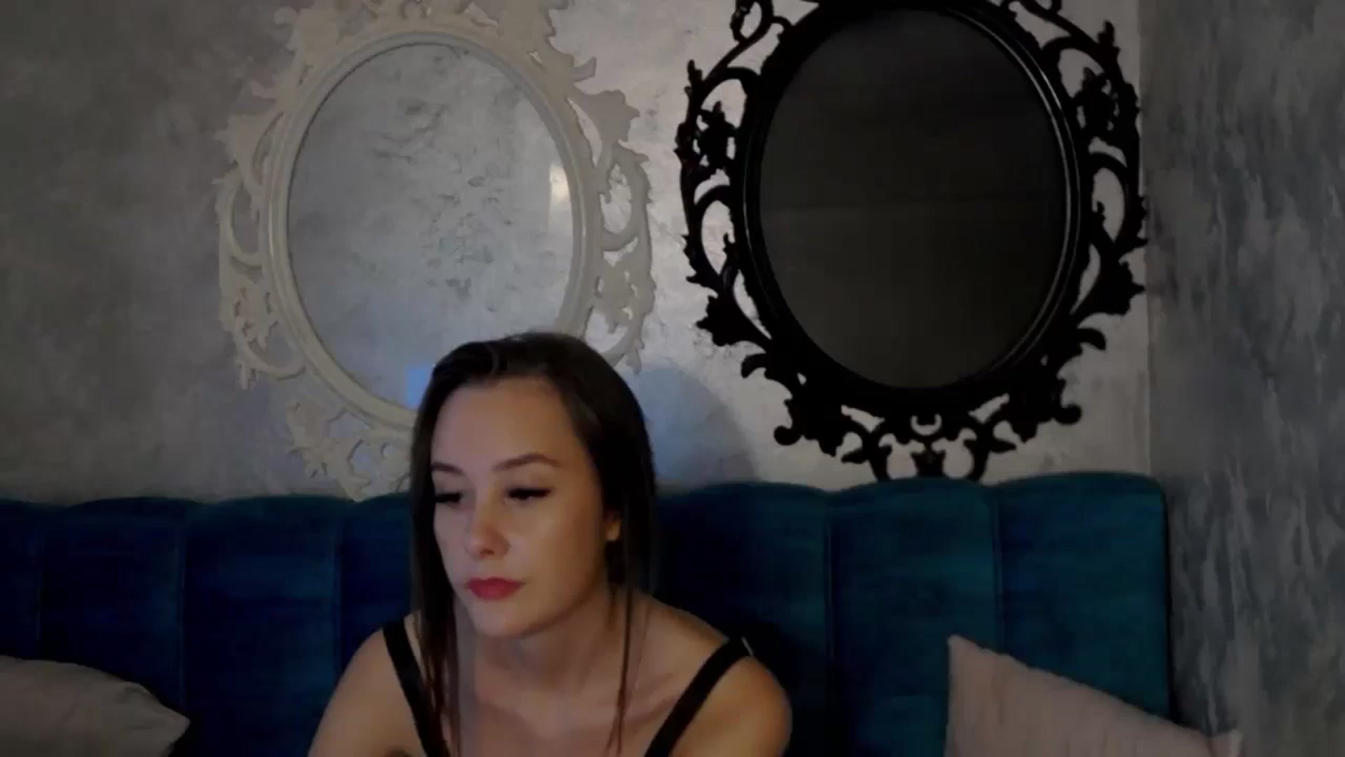 Gallery image thumbnail from Radiance's myfreecams stream on, 09/27/2023, 19:47 image 4 of 20