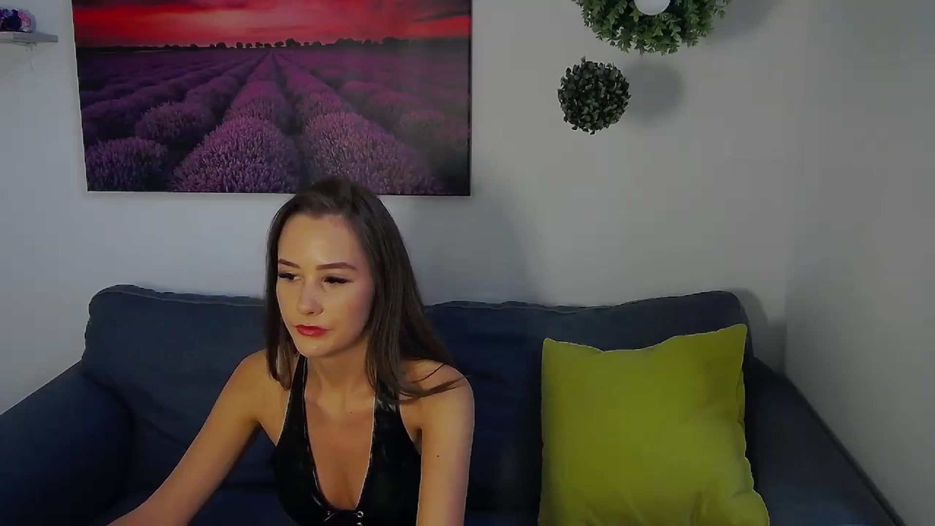 Gallery image thumbnail from Radiance's myfreecams stream on, 10/05/2023, 14:52 image 14 of 20