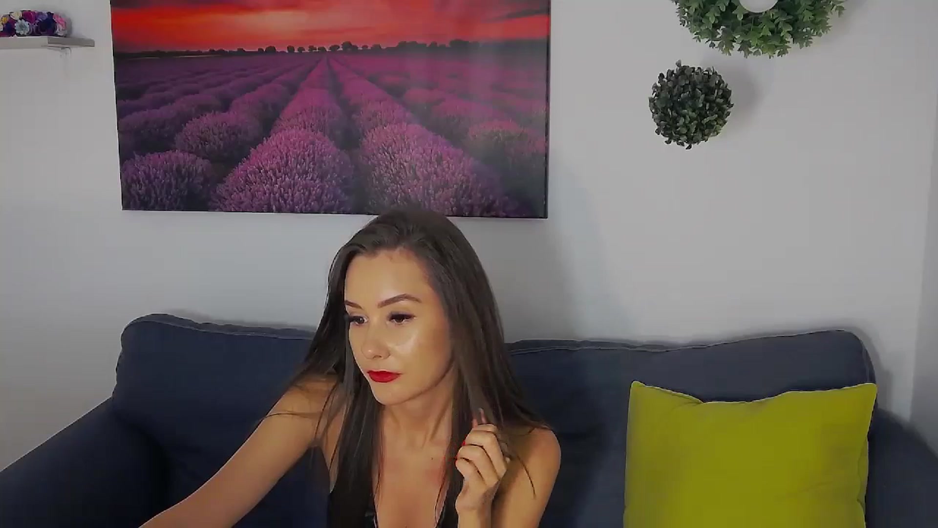 Gallery image thumbnail from Radiance's myfreecams stream on, 10/05/2023, 16:46 image 8 of 20