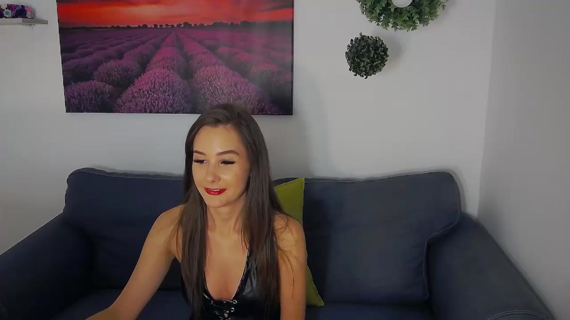 Gallery image thumbnail from Radiance's myfreecams stream on, 10/05/2023, 16:46 image 15 of 20
