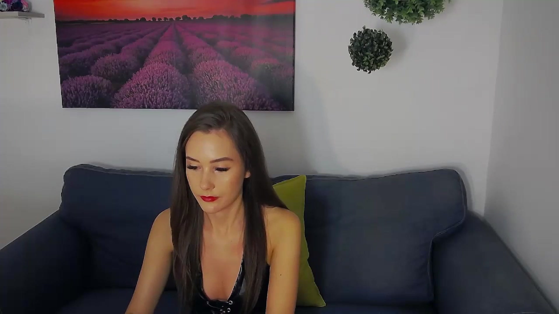 Gallery image thumbnail from Radiance's myfreecams stream on, 10/05/2023, 16:46 image 16 of 20