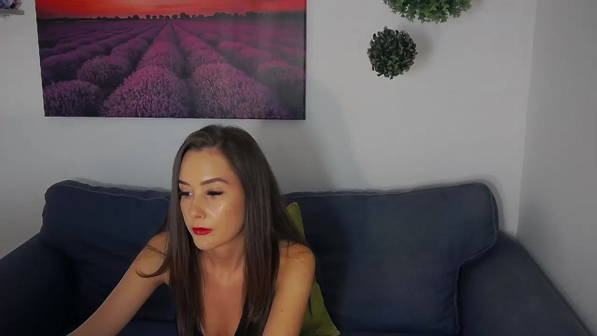 Gallery image thumbnail from Radiance's myfreecams stream on, 10/05/2023, 17:29 image 16 of 20