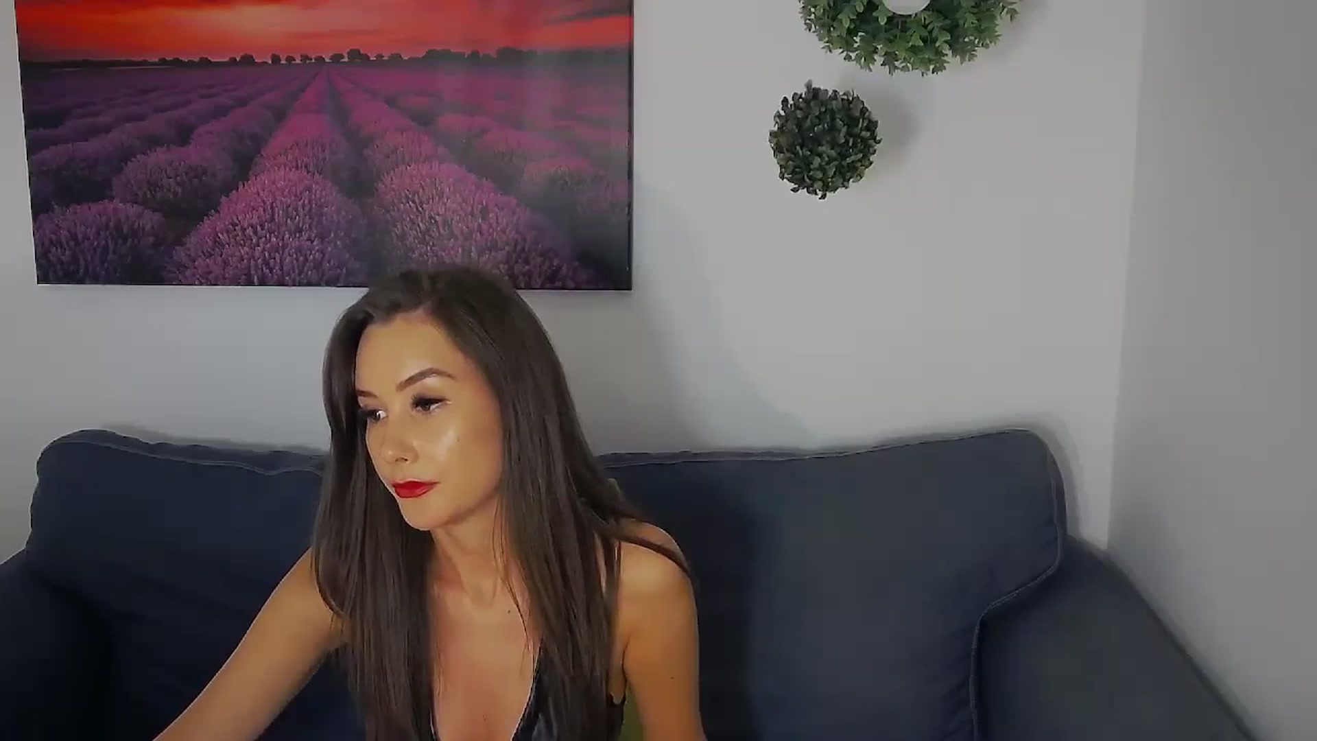 Gallery image thumbnail from Radiance's myfreecams stream on, 10/05/2023, 17:29 image 9 of 20