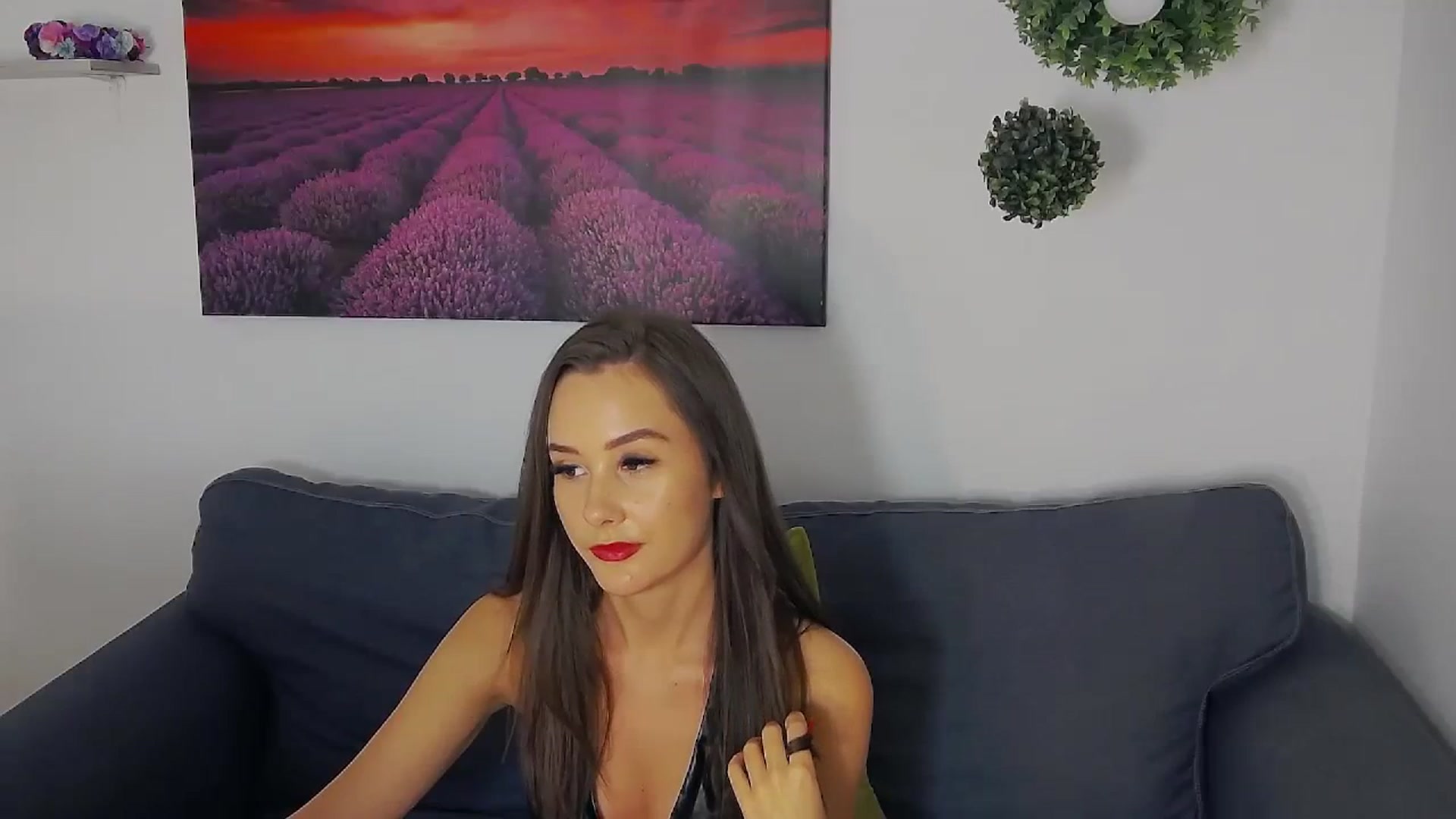 Gallery image thumbnail from Radiance's myfreecams stream on, 10/05/2023, 17:29 image 20 of 20