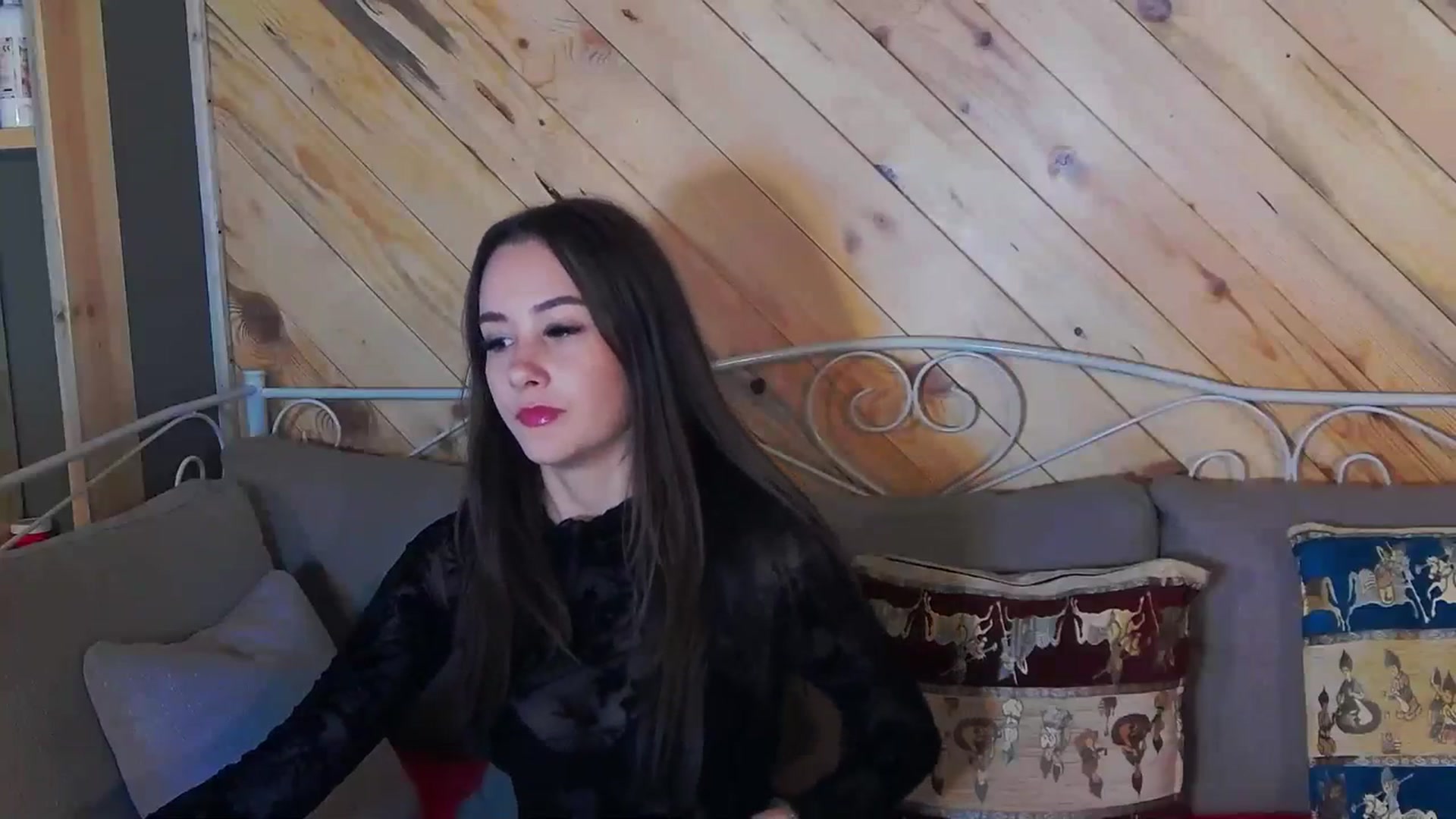 Gallery image thumbnail from Radiance's myfreecams stream on, 10/11/2023, 13:04 image 12 of 20
