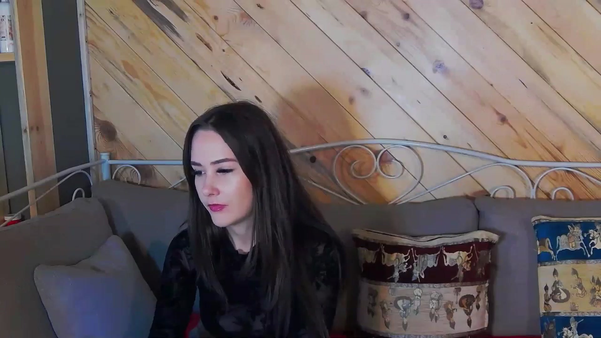 Gallery image thumbnail from Radiance's myfreecams stream on, 10/11/2023, 13:04 image 5 of 20