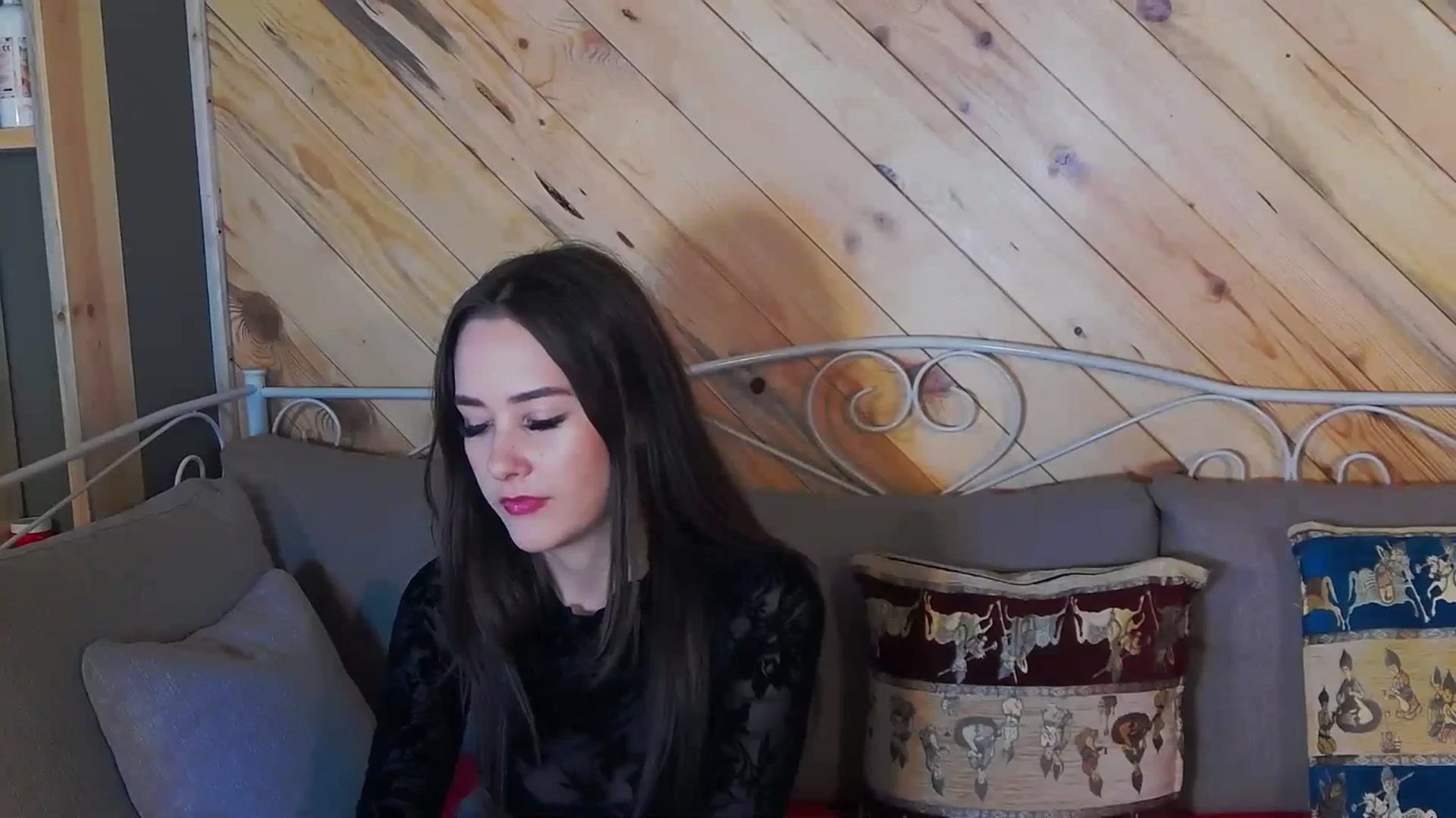 Gallery image thumbnail from Radiance's myfreecams stream on, 10/11/2023, 13:04 image 9 of 20