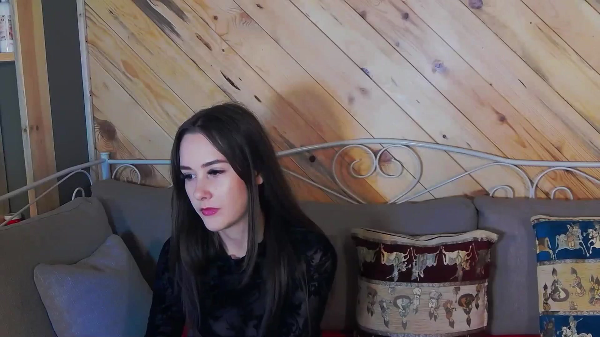 Gallery image thumbnail from Radiance's myfreecams stream on, 10/11/2023, 13:04 image 8 of 20