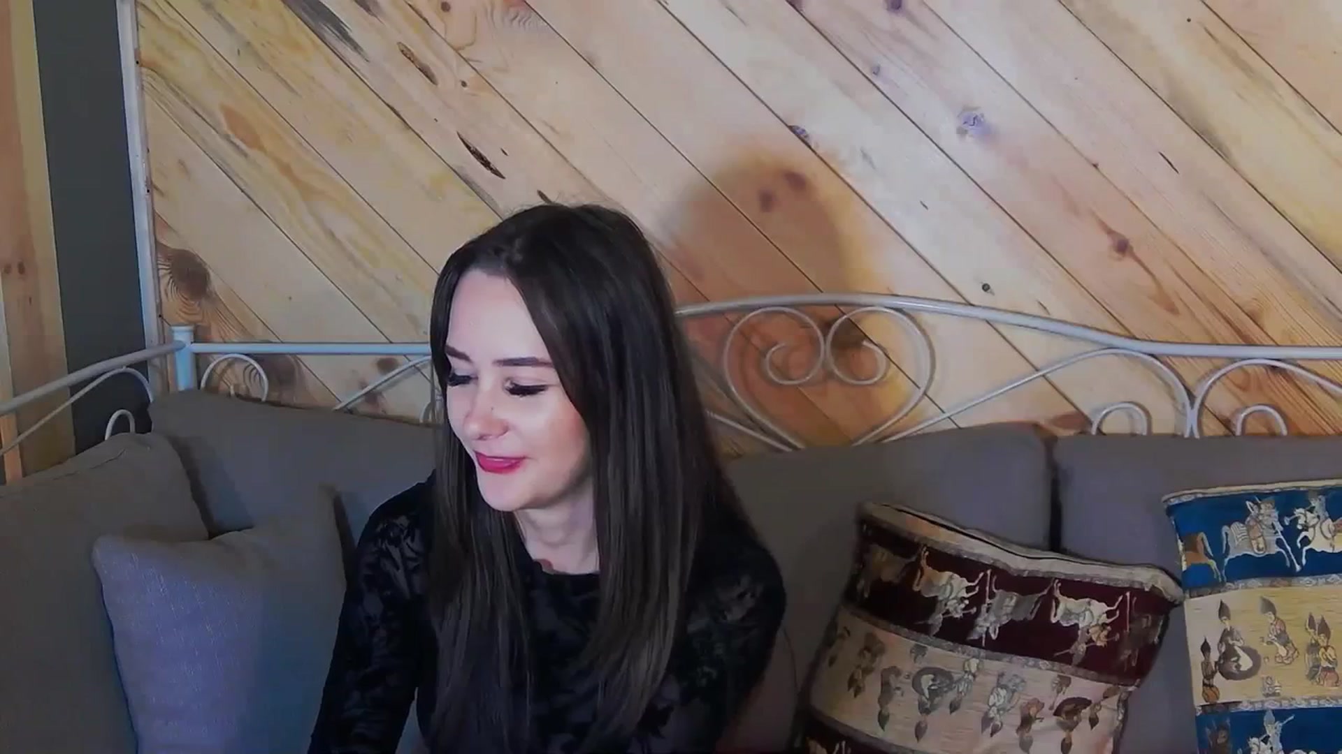 Gallery image thumbnail from Radiance's myfreecams stream on, 10/11/2023, 15:24 image 19 of 20