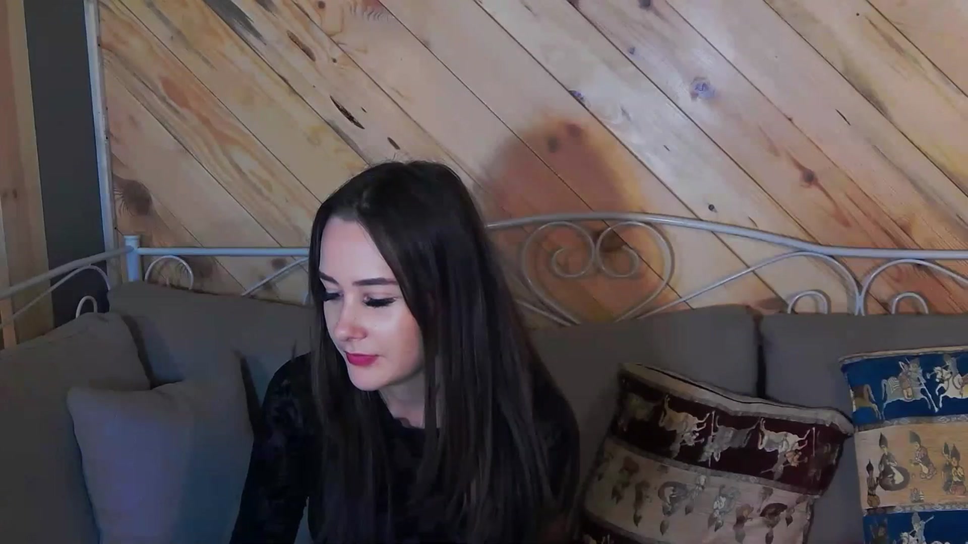 Gallery image thumbnail from Radiance's myfreecams stream on, 10/11/2023, 15:24 image 13 of 20