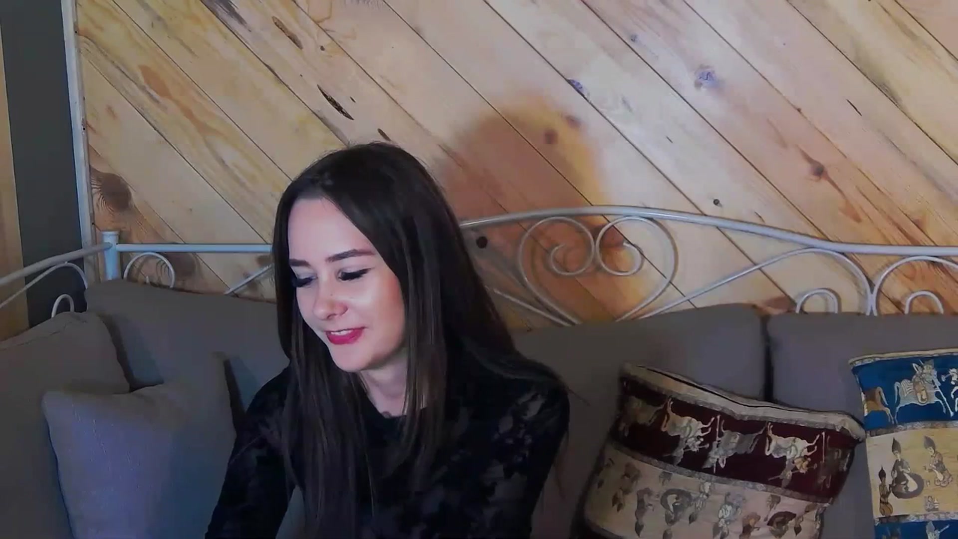 Gallery image thumbnail from Radiance's myfreecams stream on, 10/11/2023, 15:24 image 6 of 20