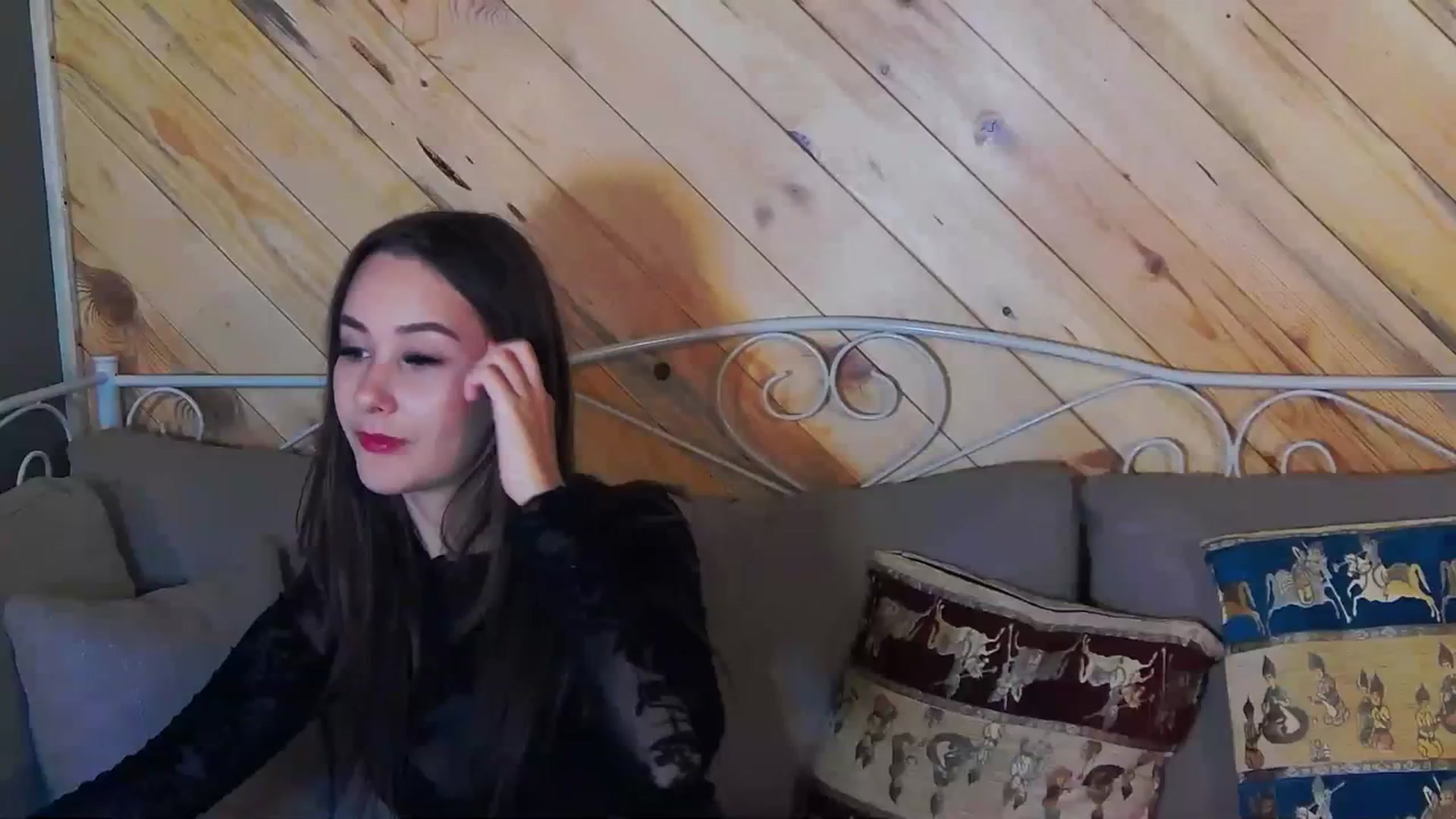 Gallery image thumbnail from Radiance's myfreecams stream on, 10/11/2023, 15:24 image 1 of 20