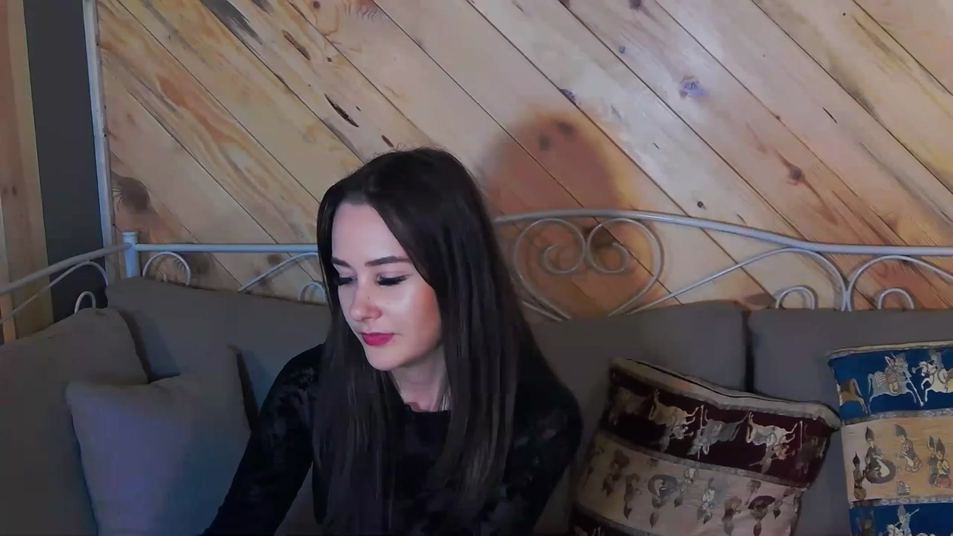 Gallery image thumbnail from Radiance's myfreecams stream on, 10/11/2023, 15:24 image 14 of 20