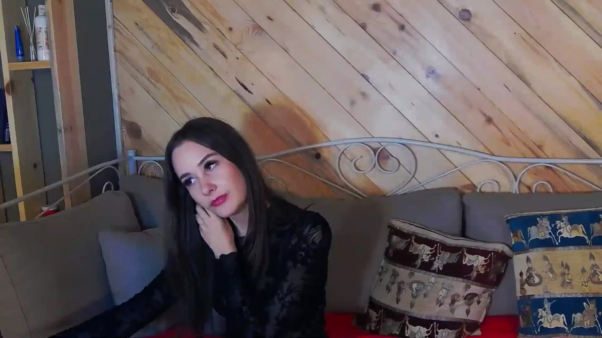 Gallery image thumbnail from Radiance's myfreecams stream on, 10/11/2023, 17:09 image 12 of 20