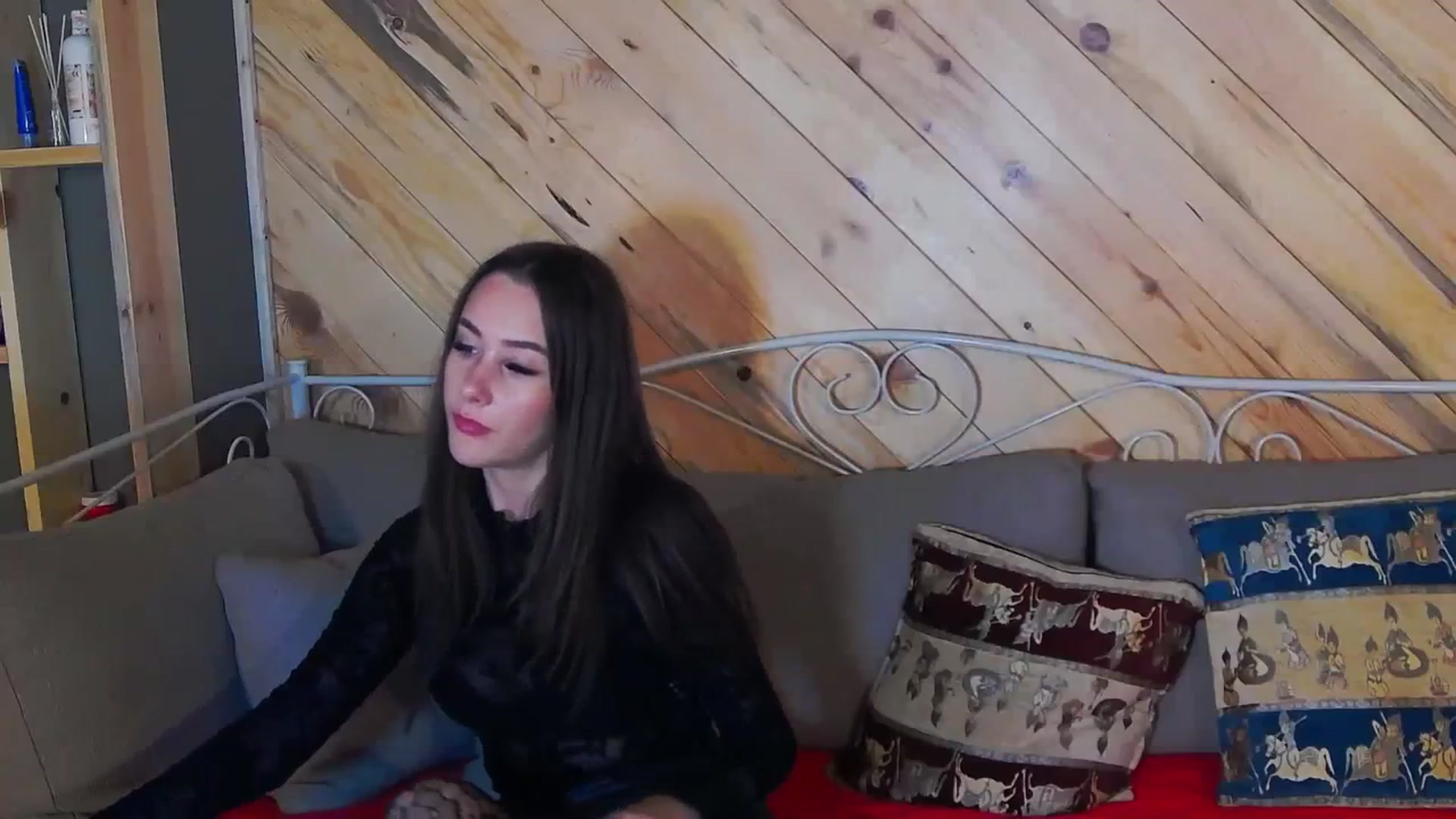 Gallery image thumbnail from Radiance's myfreecams stream on, 10/11/2023, 19:27 image 13 of 20