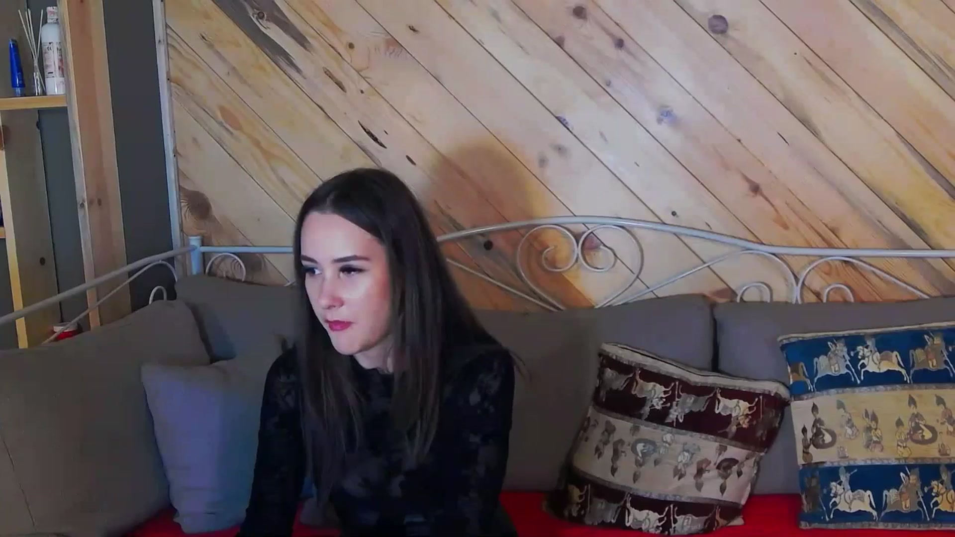 Gallery image thumbnail from Radiance's myfreecams stream on, 10/11/2023, 19:27 image 12 of 20