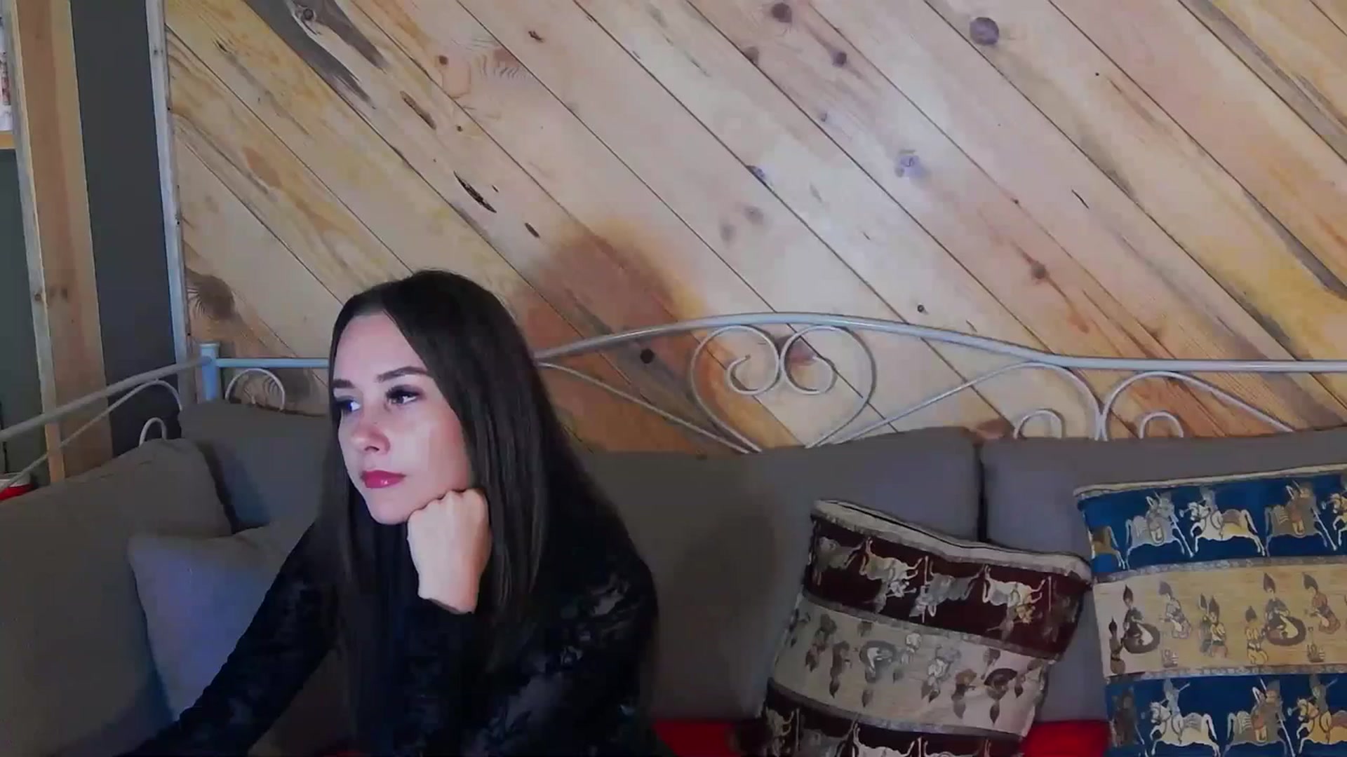 Gallery image thumbnail from Radiance's myfreecams stream on, 10/11/2023, 19:42 image 13 of 20