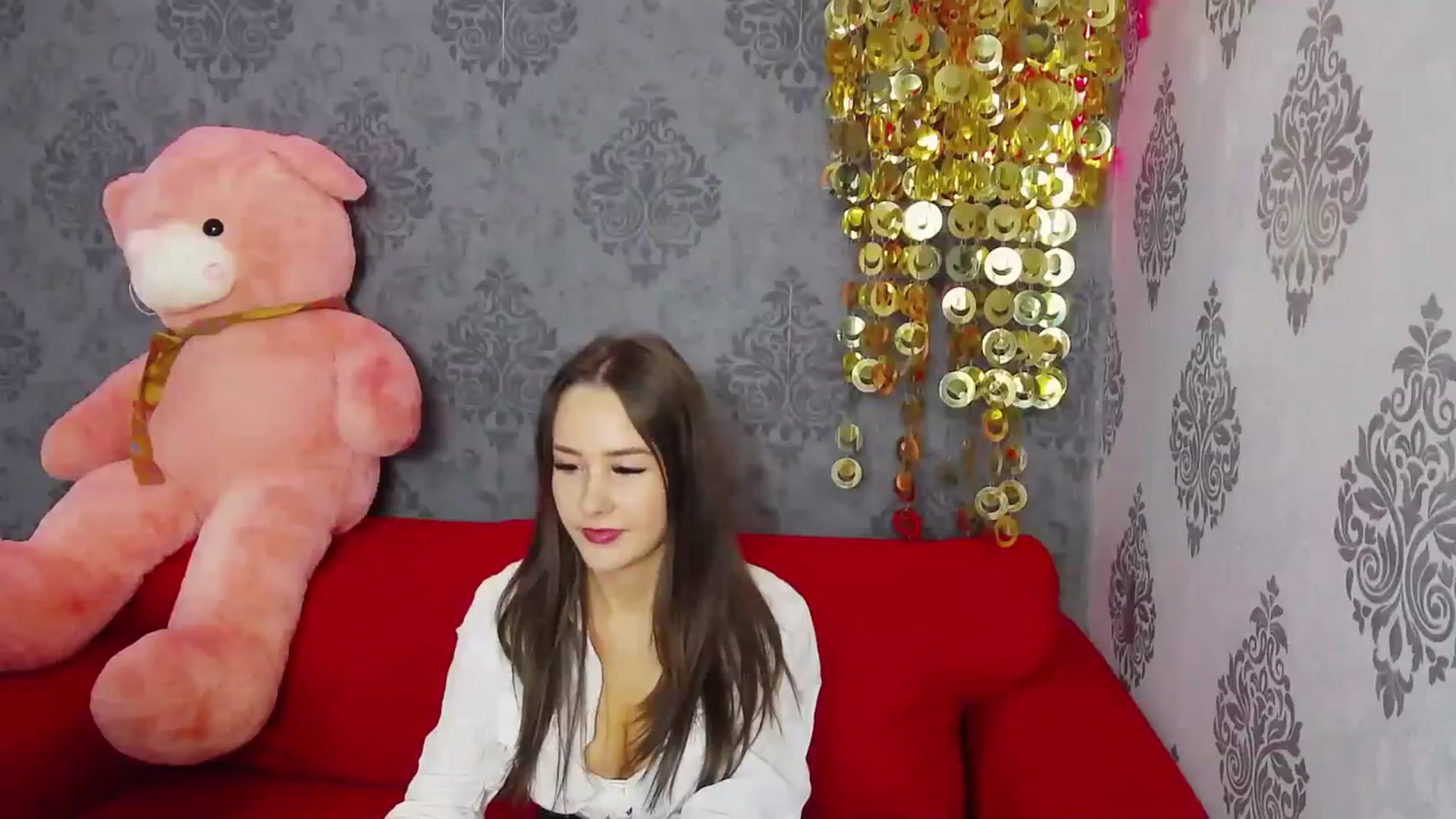 Gallery image thumbnail from Radiance's myfreecams stream on, 10/15/2023, 13:20 image 18 of 20