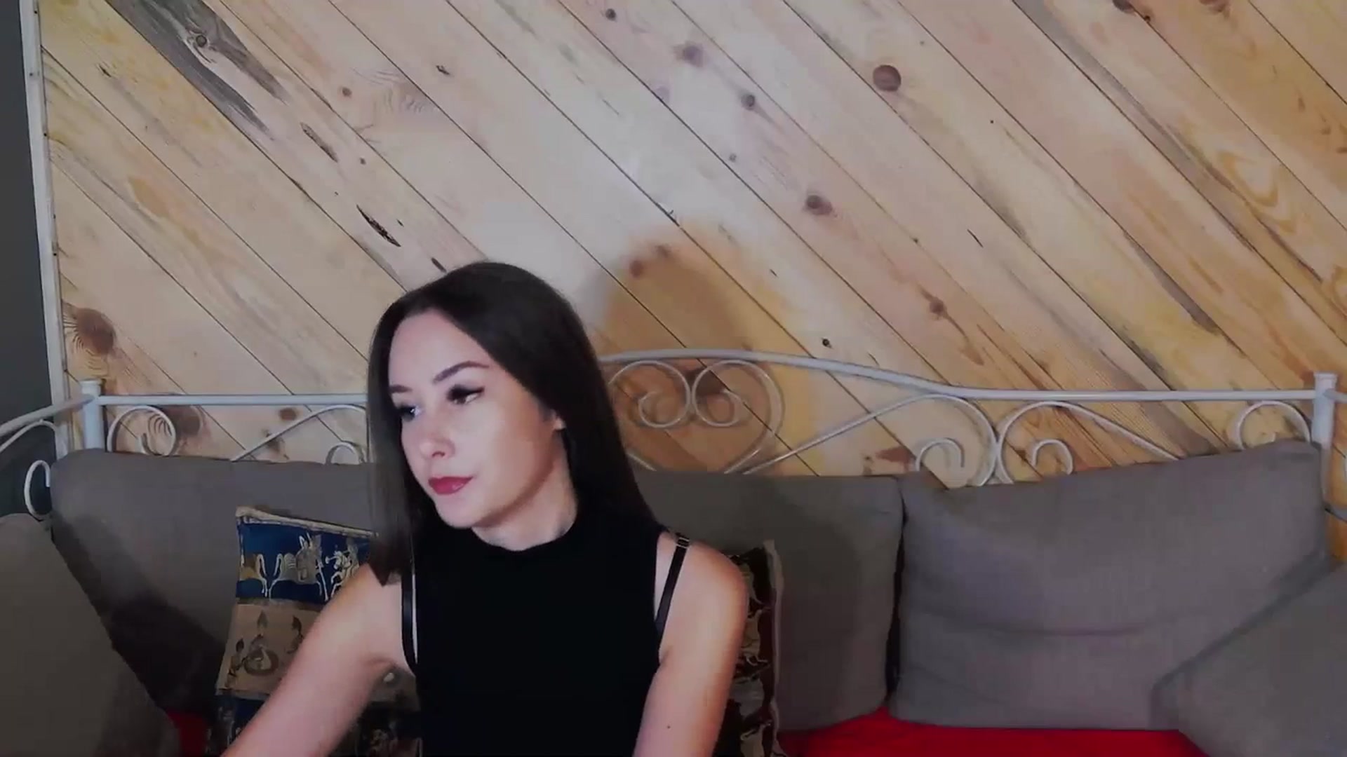 Gallery image thumbnail from Radiance's myfreecams stream on, 10/17/2023, 15:44 image 3 of 20