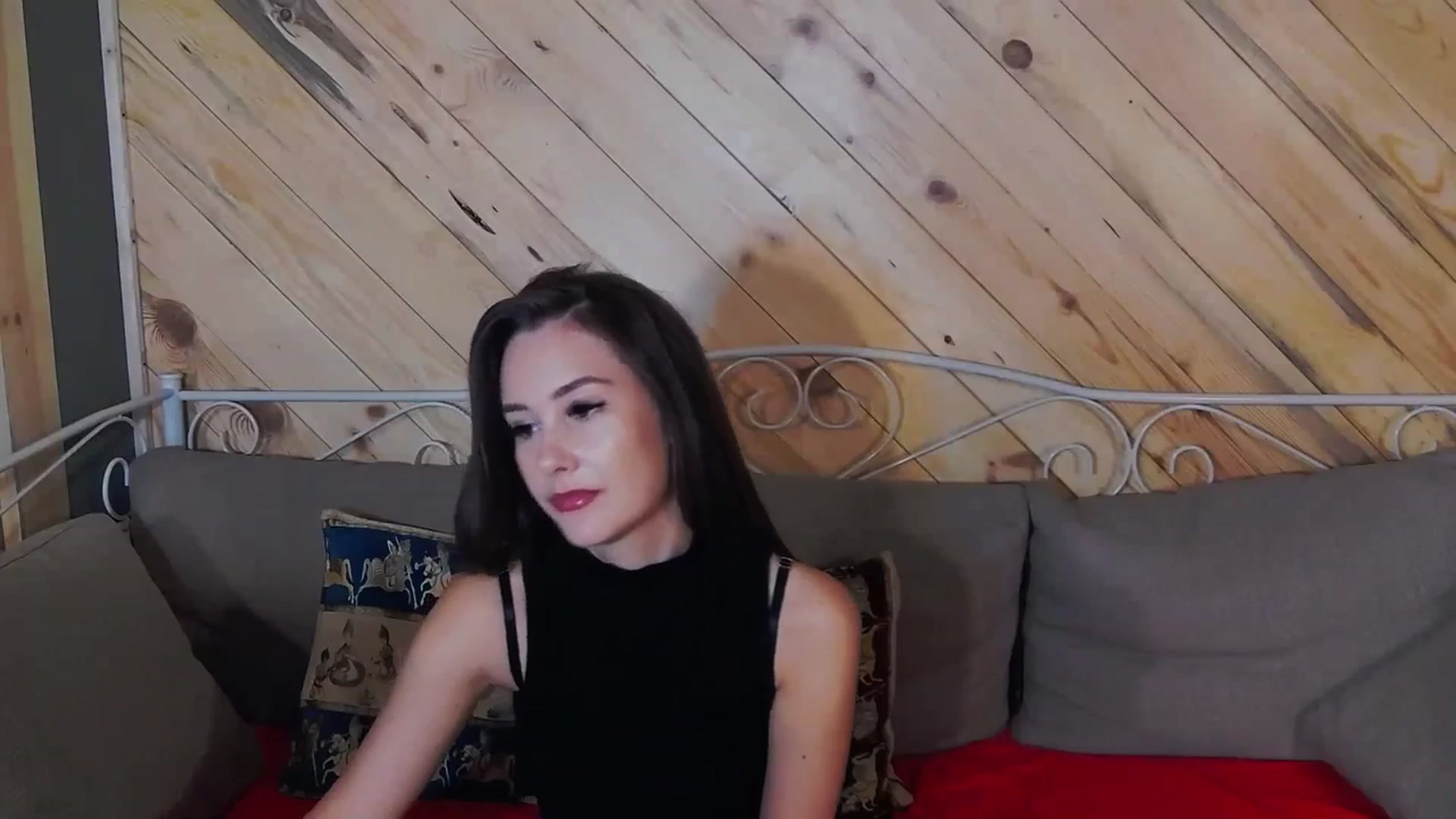 Gallery image thumbnail from Radiance's myfreecams stream on, 10/17/2023, 15:44 image 8 of 20
